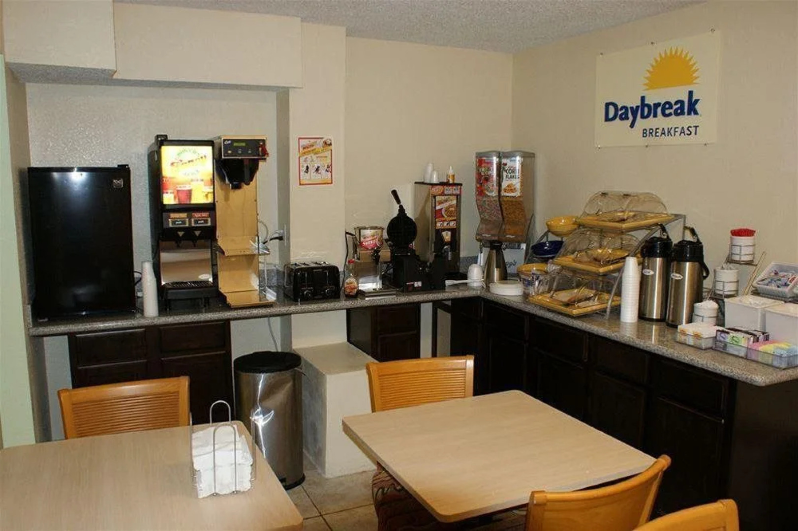 Holiday Inn Express & Suites Pensacola Airport Nor