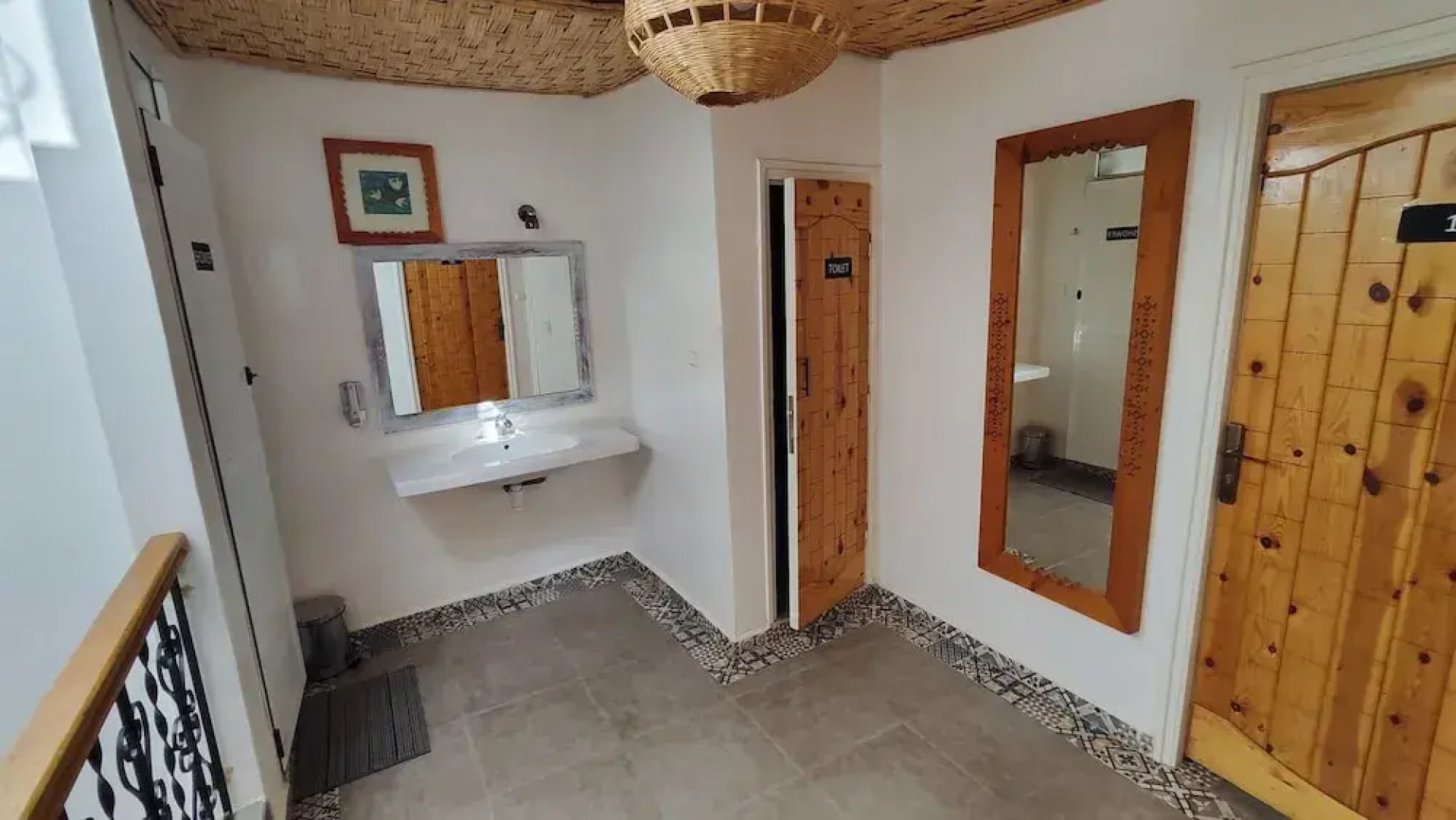 BigBlue Hostel Surf & Coworking