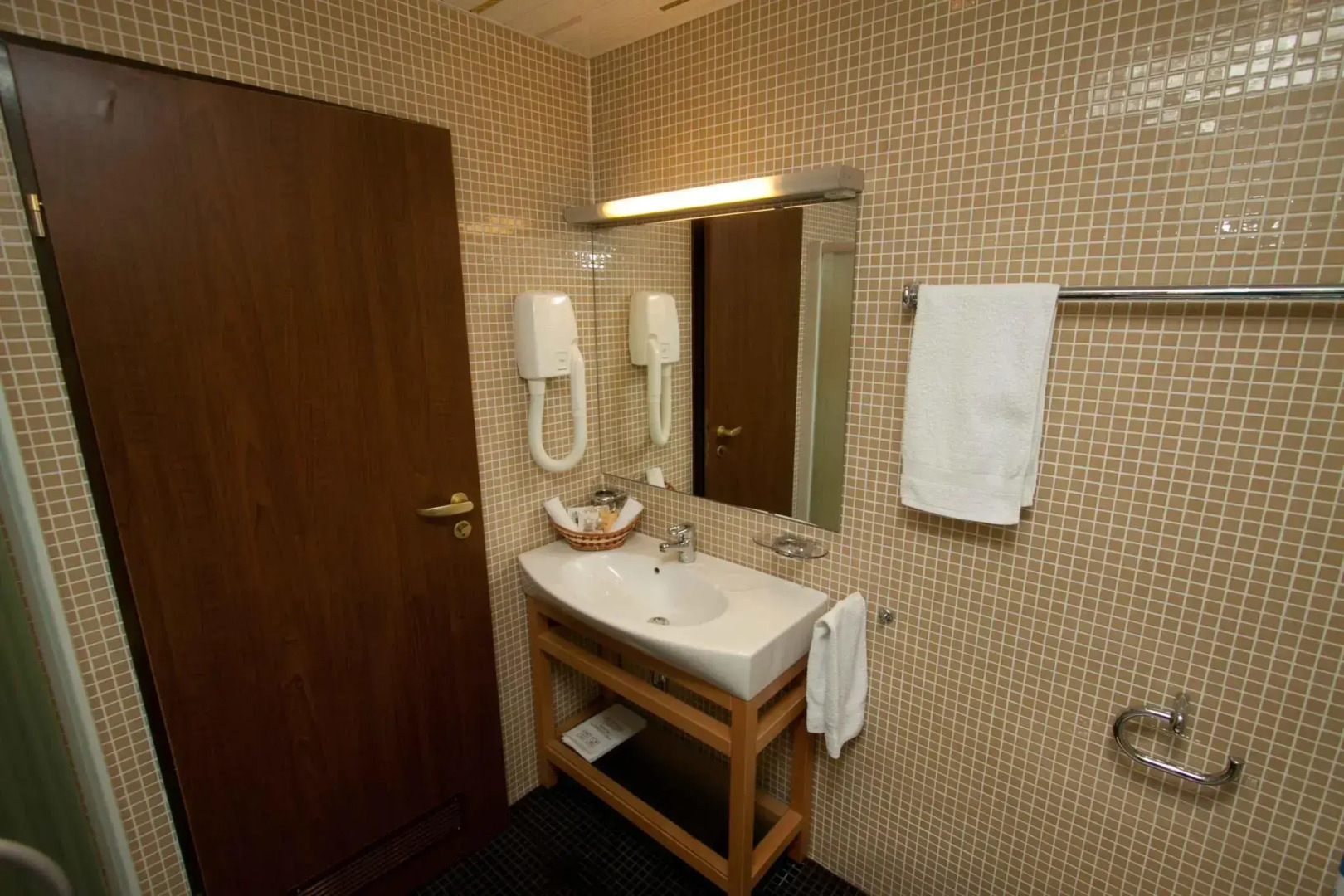 Гостиный двор Евгения