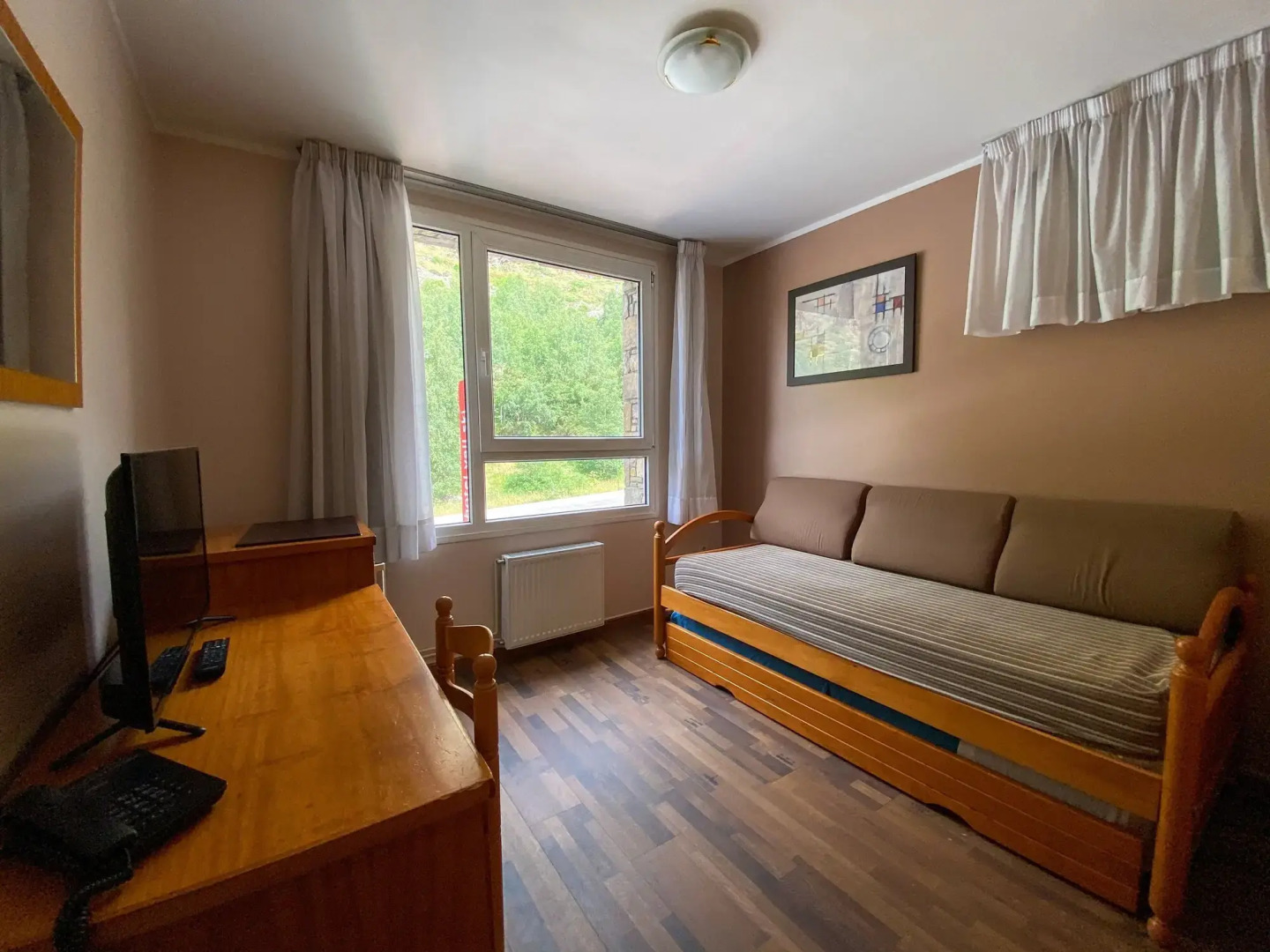 Somriu Hotel Vall Ski