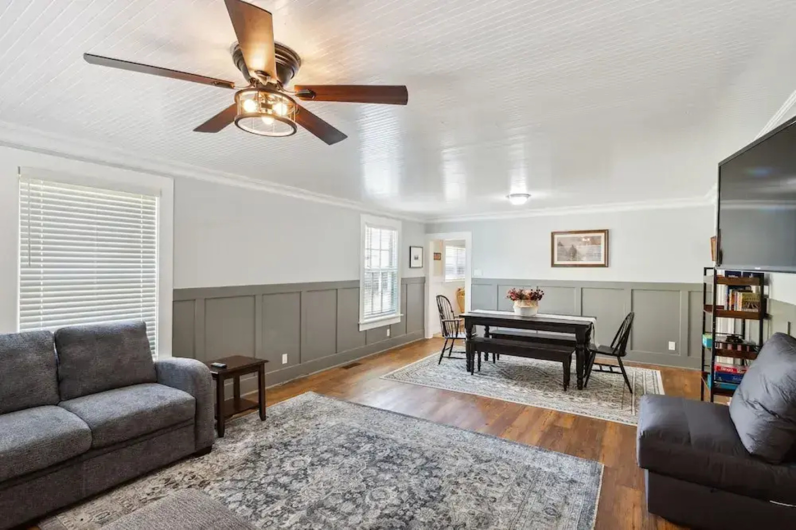 Charming Downtown Mccloud Retreat 2 Bedroom Home