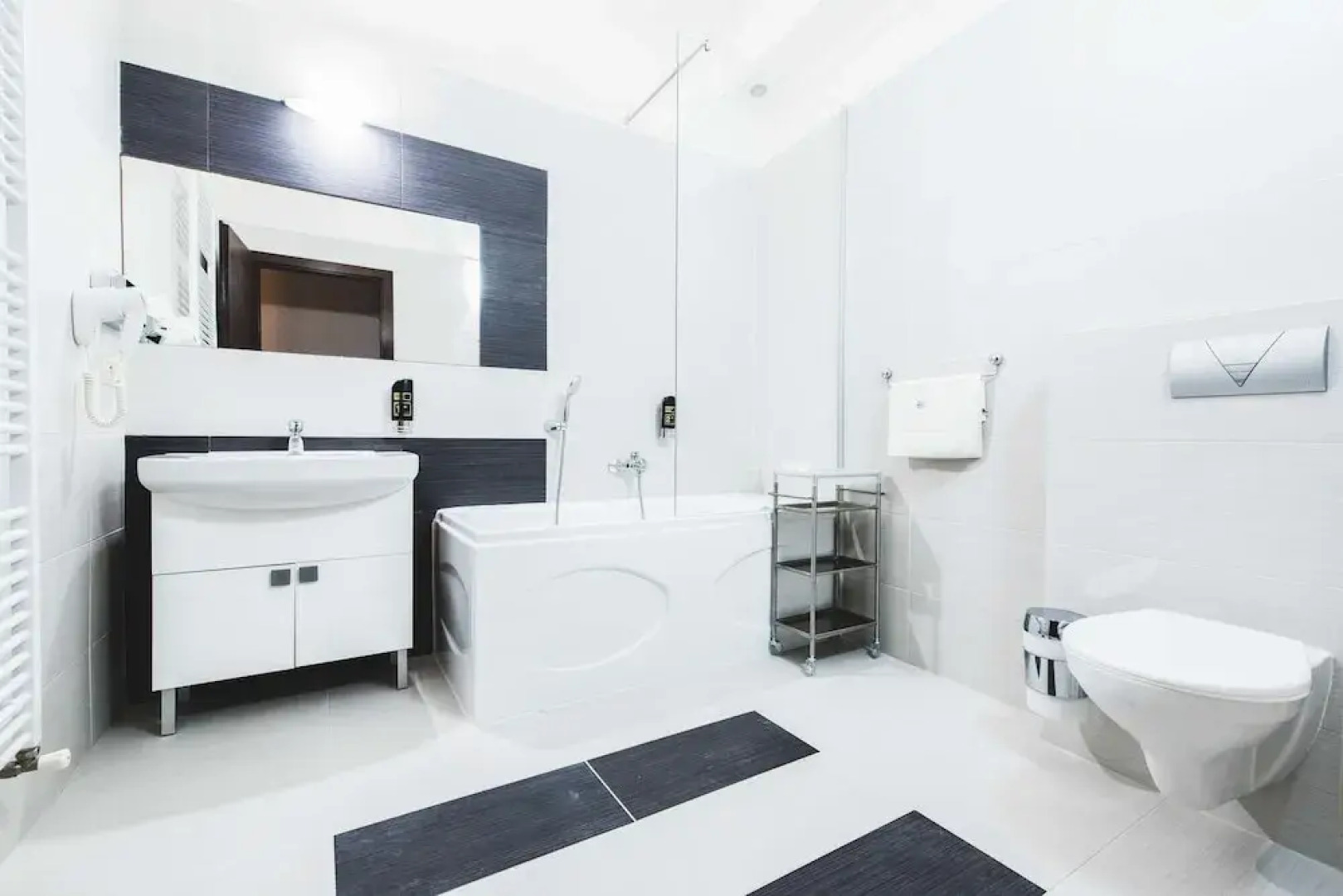 BOUTIQUE HOTEL11 with rooftop SPA