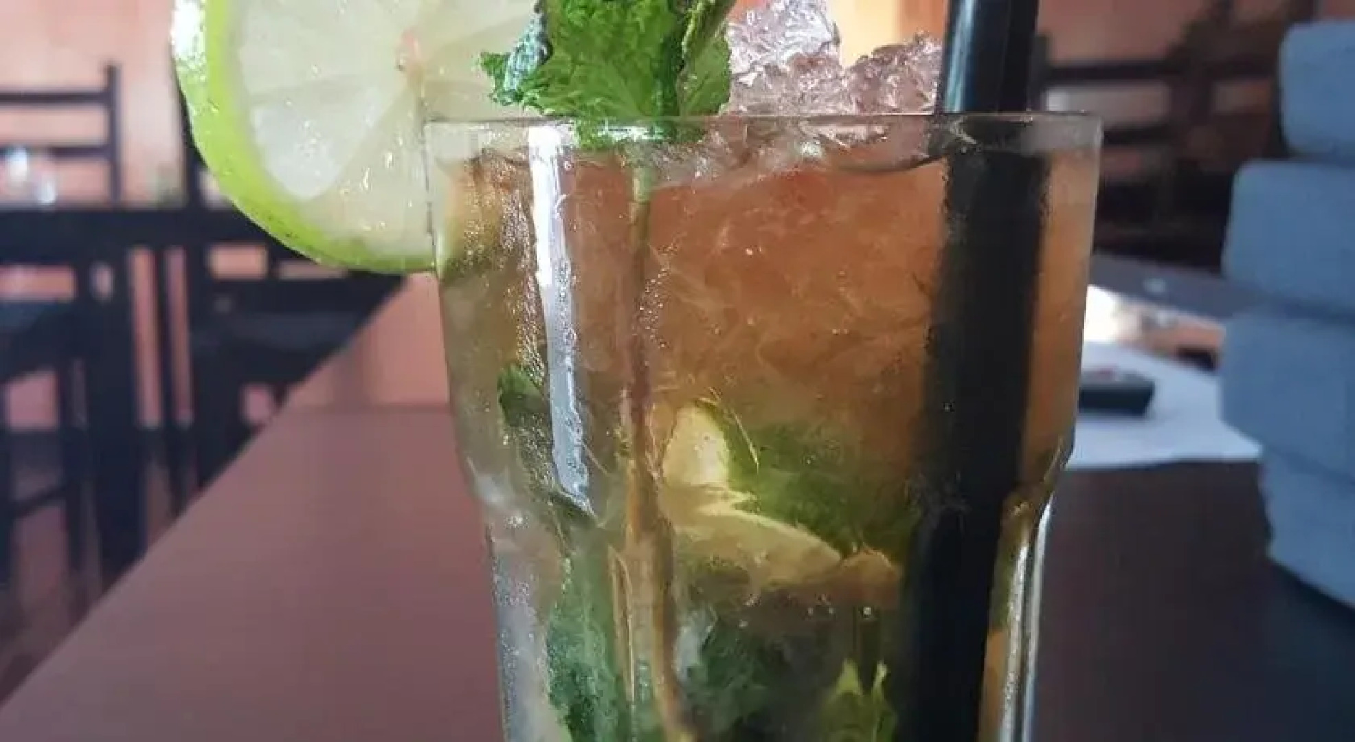 Hotel & Restaurant The Nest