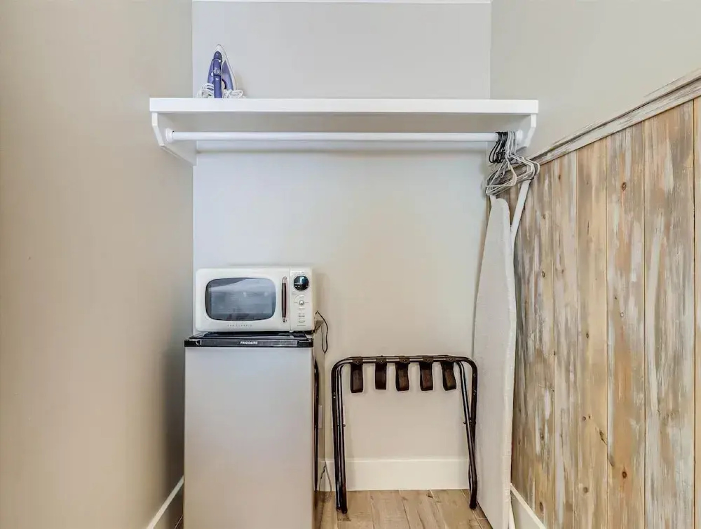 Coast Oaks Cottage 3 1 Bedroom Cottage by RedAwning