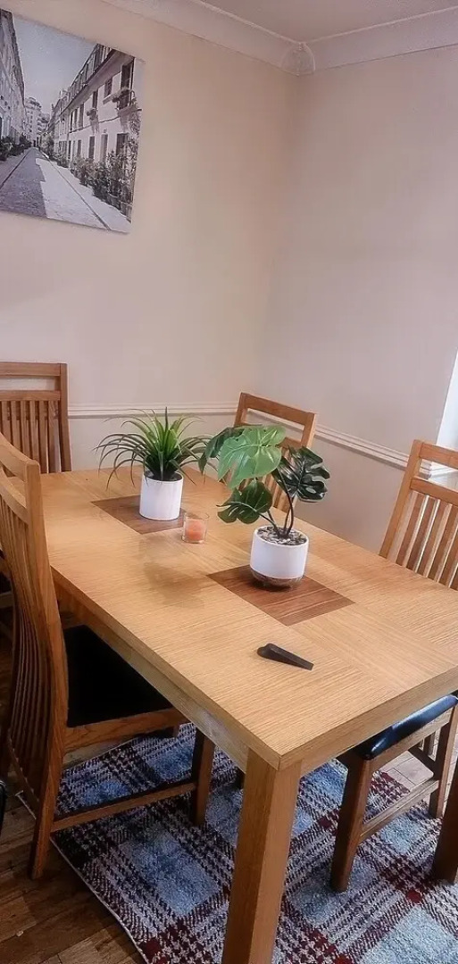 Captivating 3-bed in Wednesbury, Free Parking