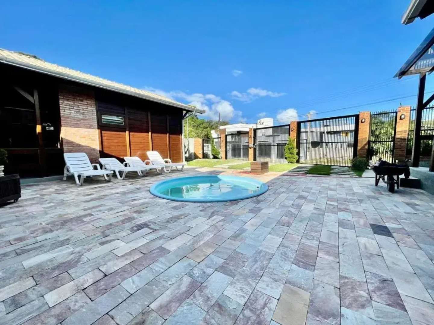 Cabana com piscina - 5 min a pé da praia - Porto Belo