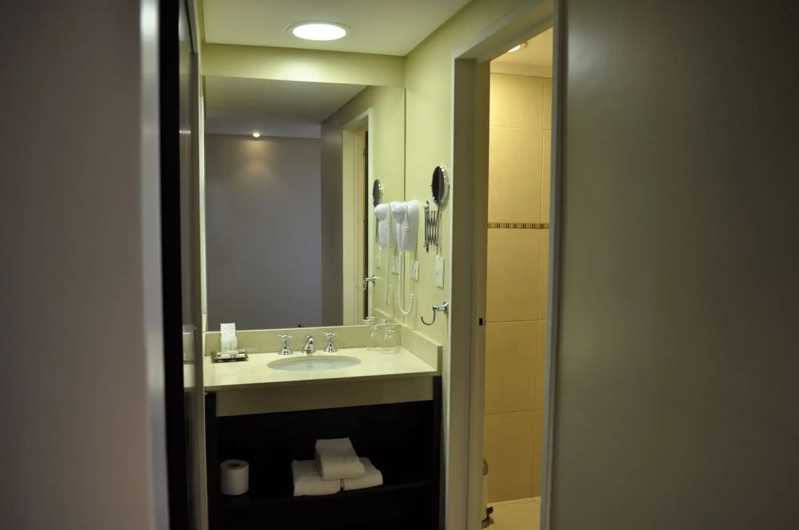 Rayentray Grand Hotel