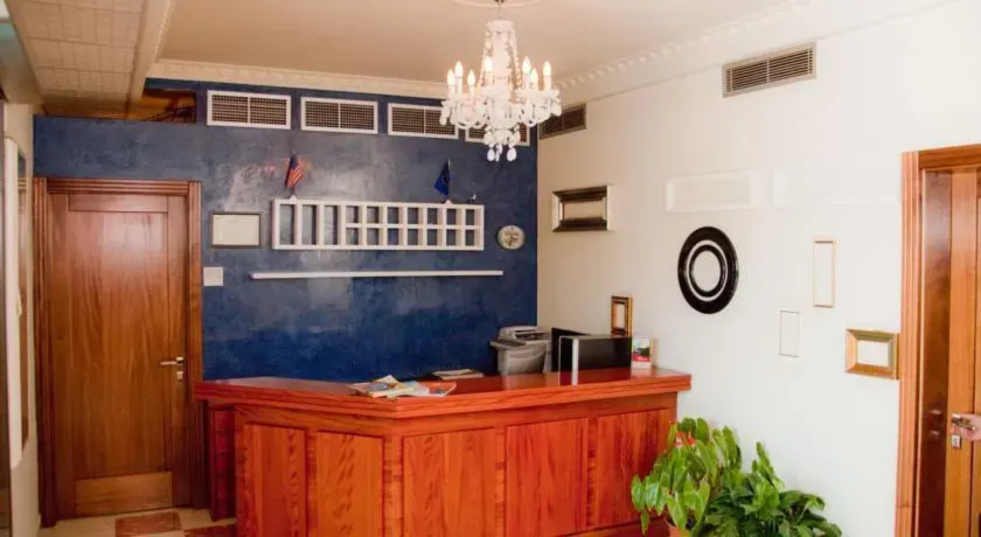 Meridian Tirana Hotel