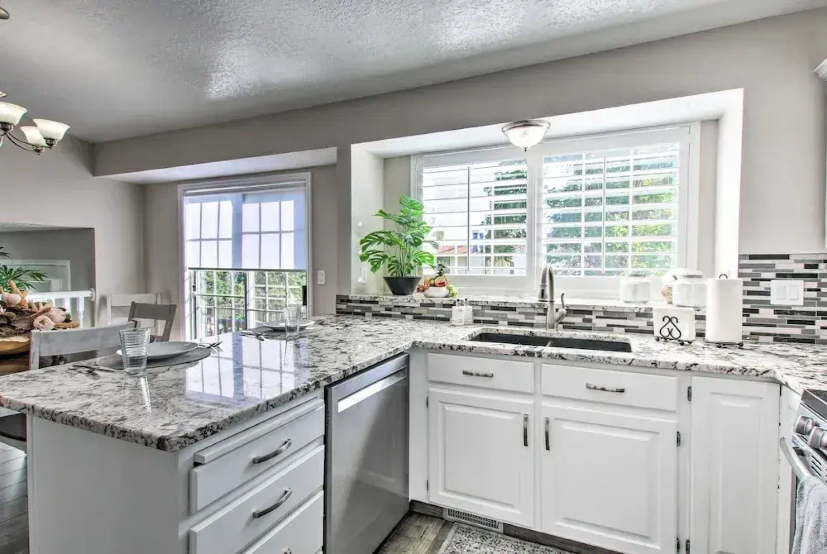 4 BR Home Near Hafb, Restaurants, & Snowbasin!