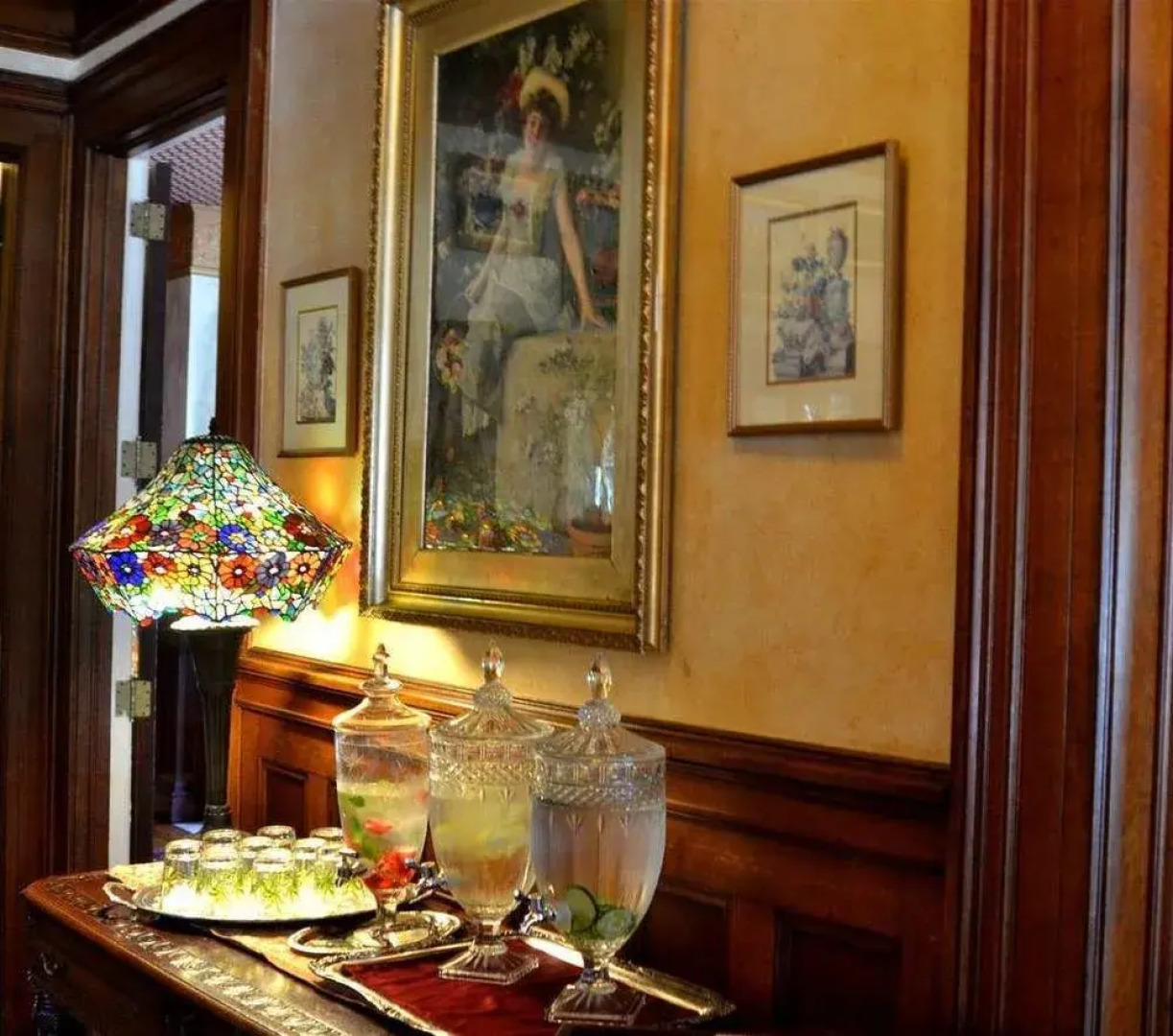 Union Gables Bed & Breakfast