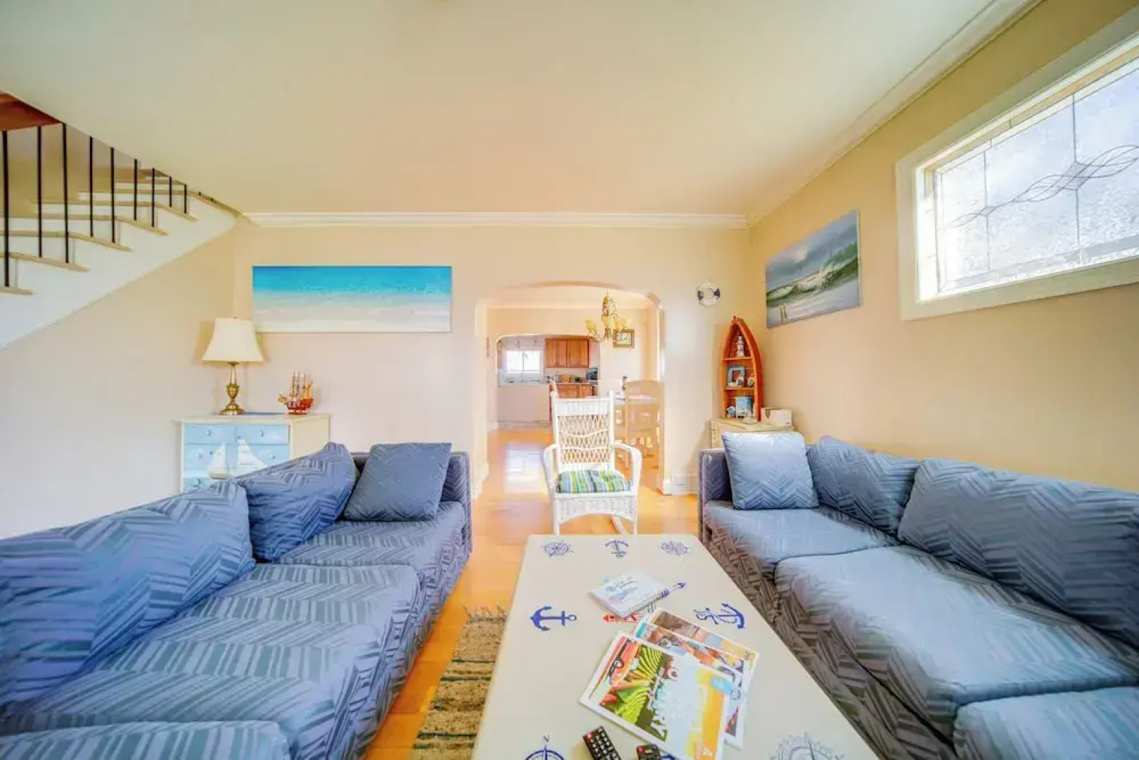 1 Block to Bridge Street: Lake Erie Vacation Home!