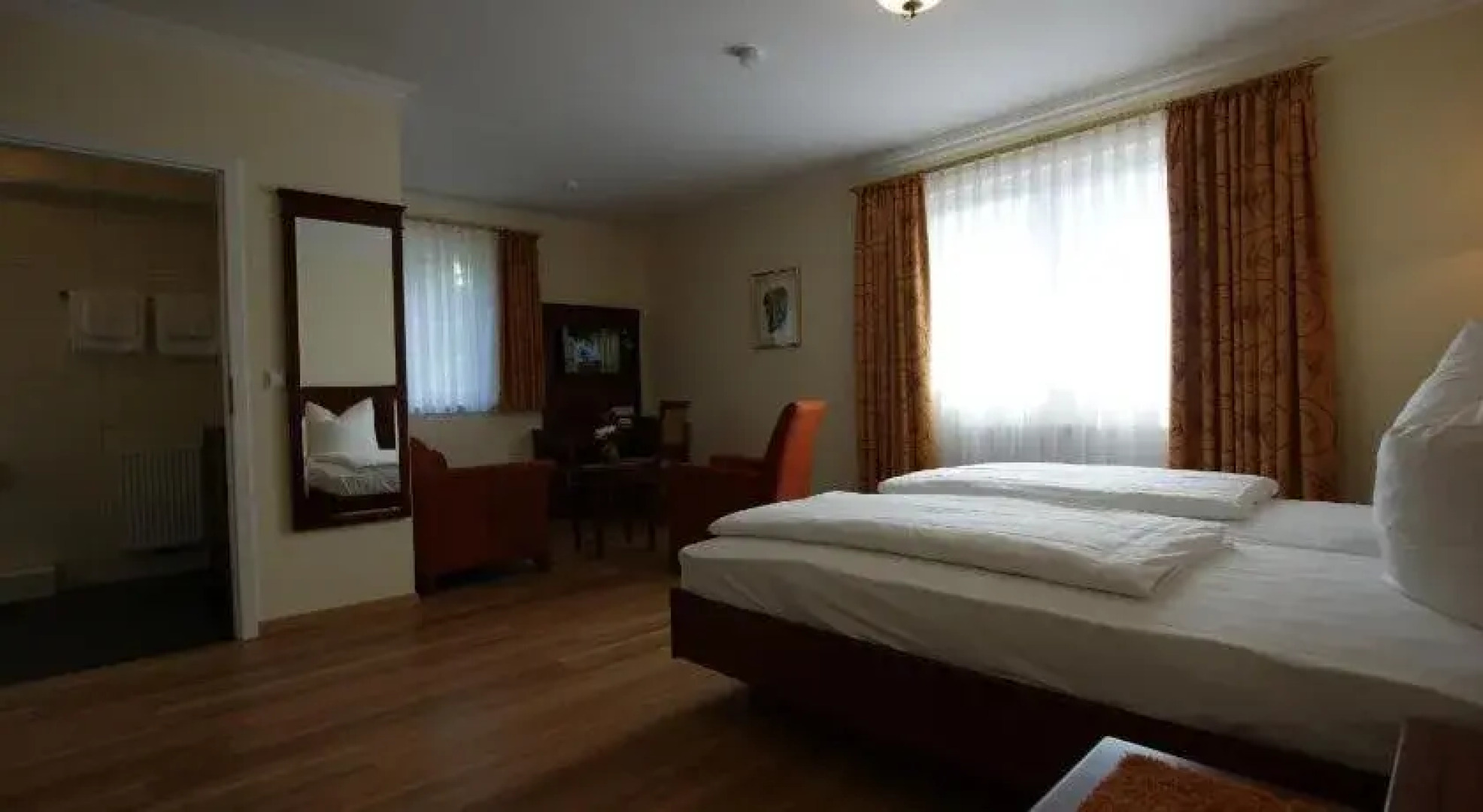 Waldcaf Hotel Restaurant