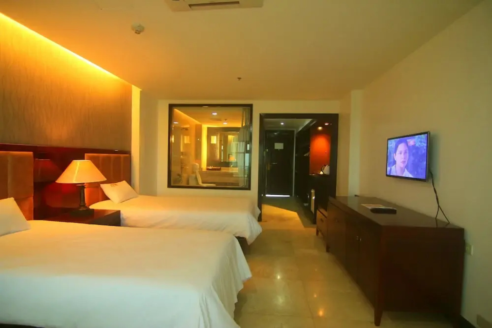 KC Hillcrest Hotel and Golf Club