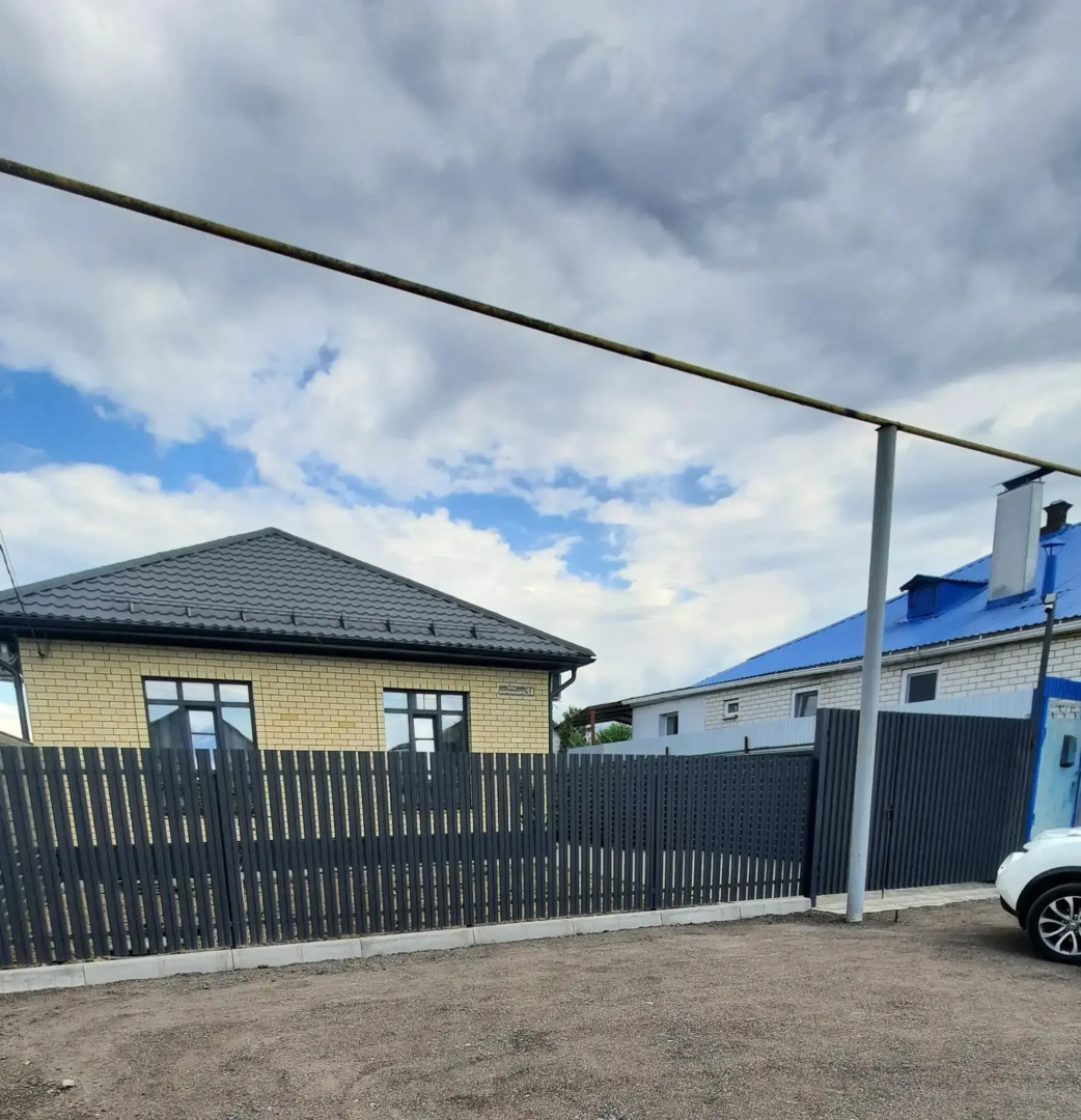 Уютный дом в тихом месте