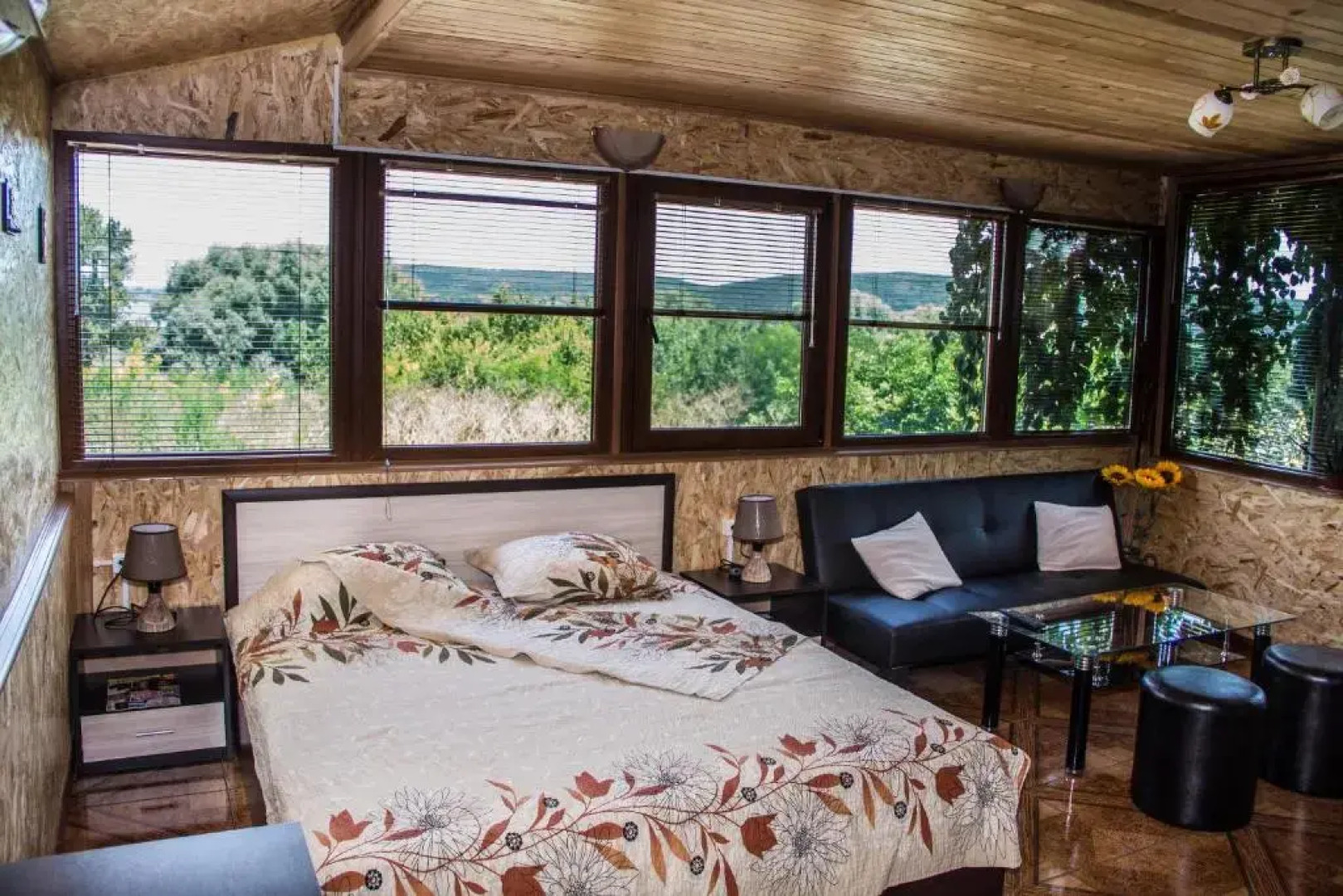 Srebarna Lakeview Apartments