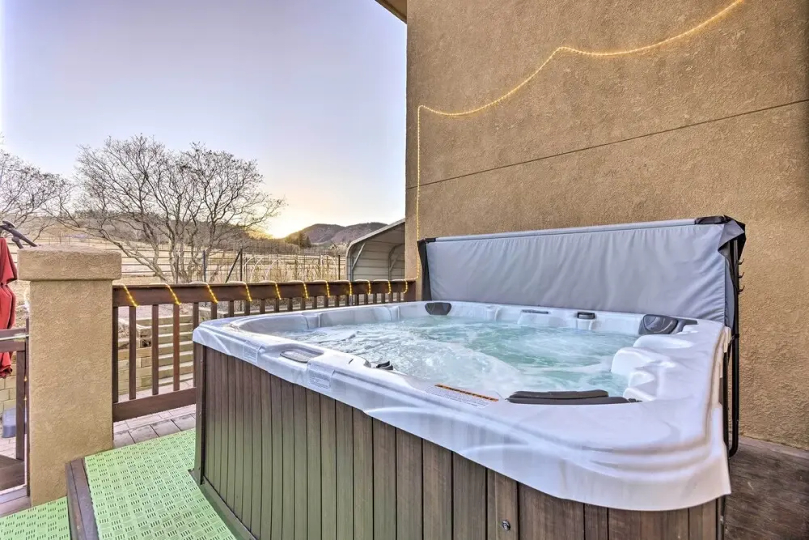 Monument Getaway w/ Hot Tub, 12 Mi to Usaf Academy