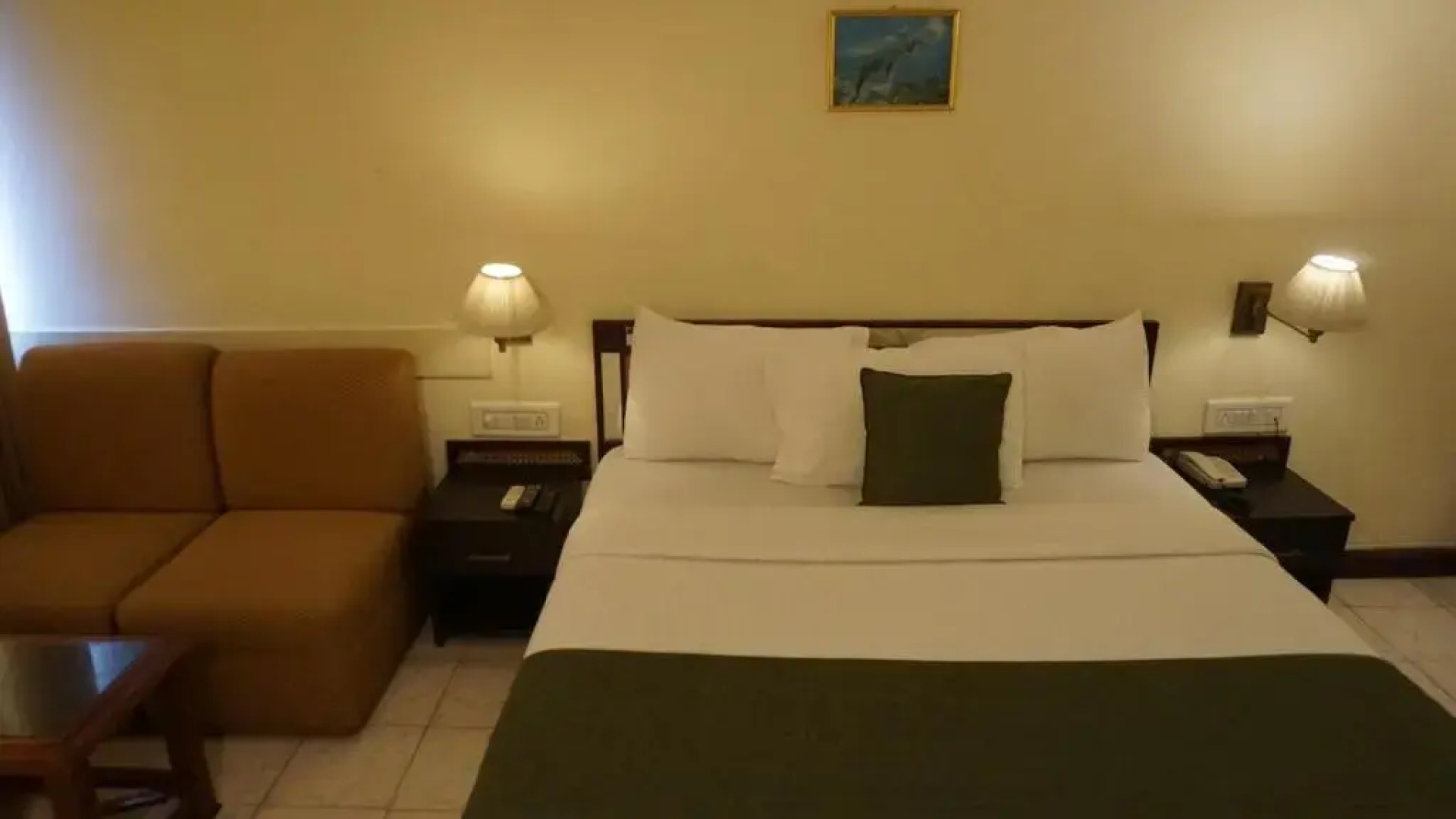 Hotel Poonja International