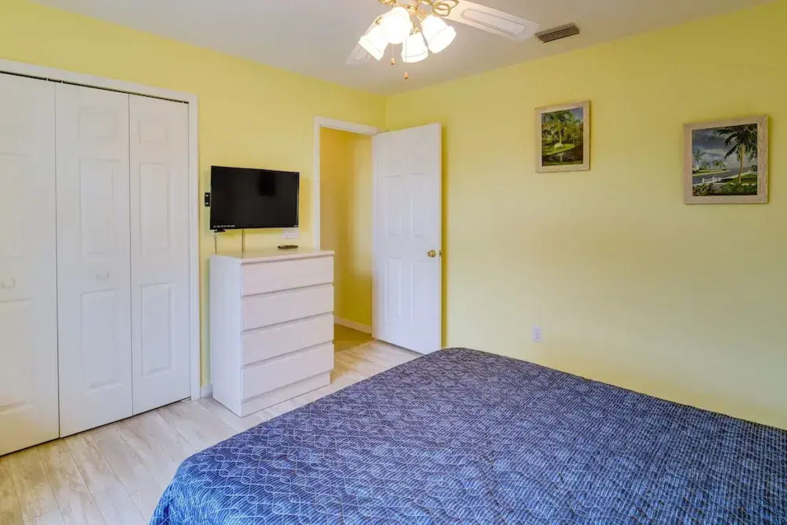 Pet-friendly Sebastian Home: w/ Porch + Lake View!