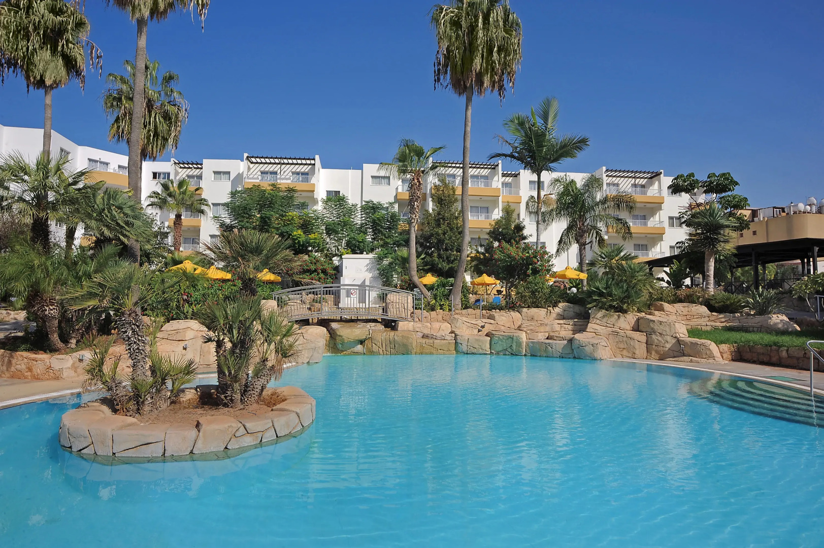 Mayfair Hotel  Gardens