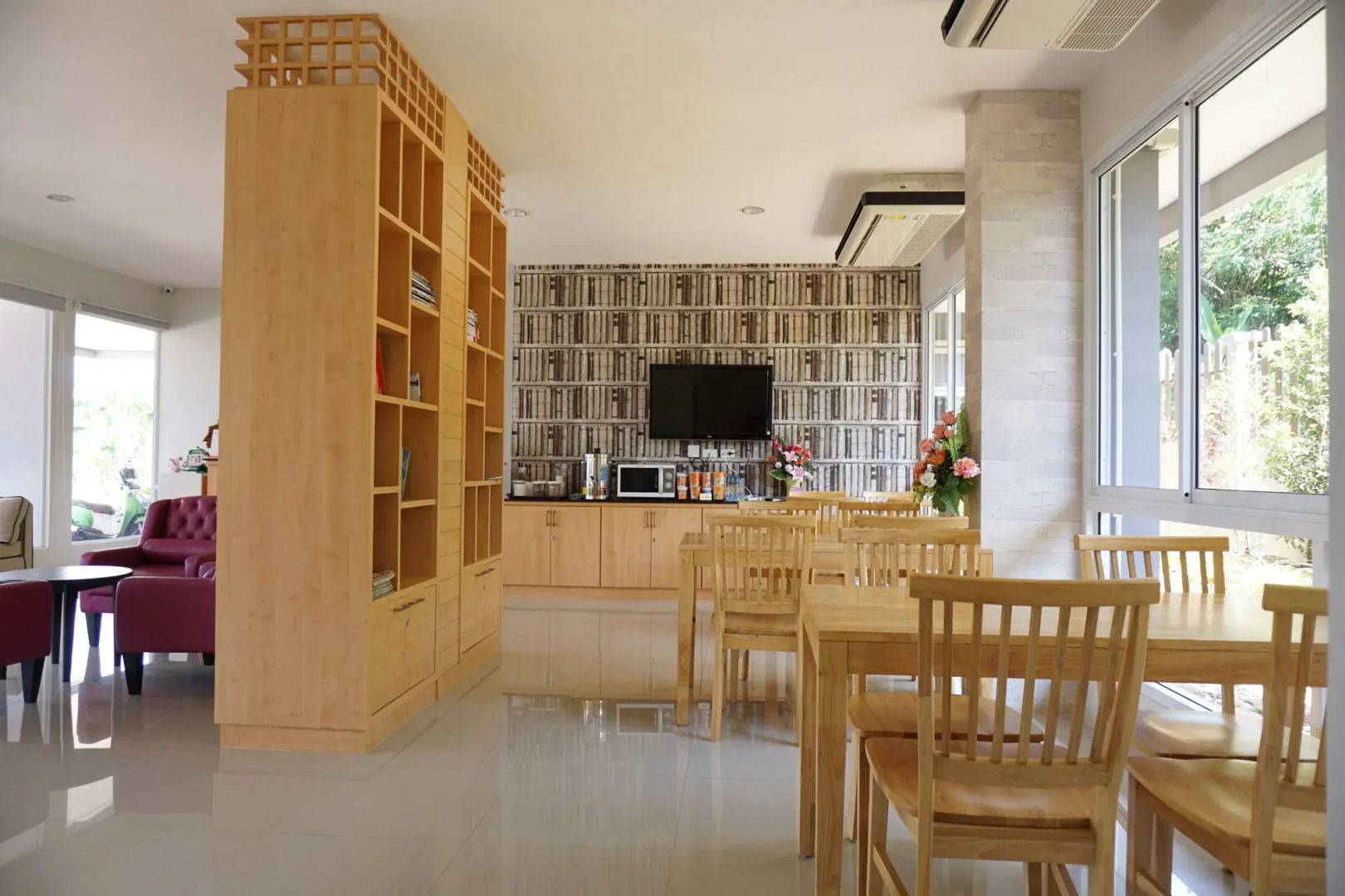 Chompu Nakarin Apartment