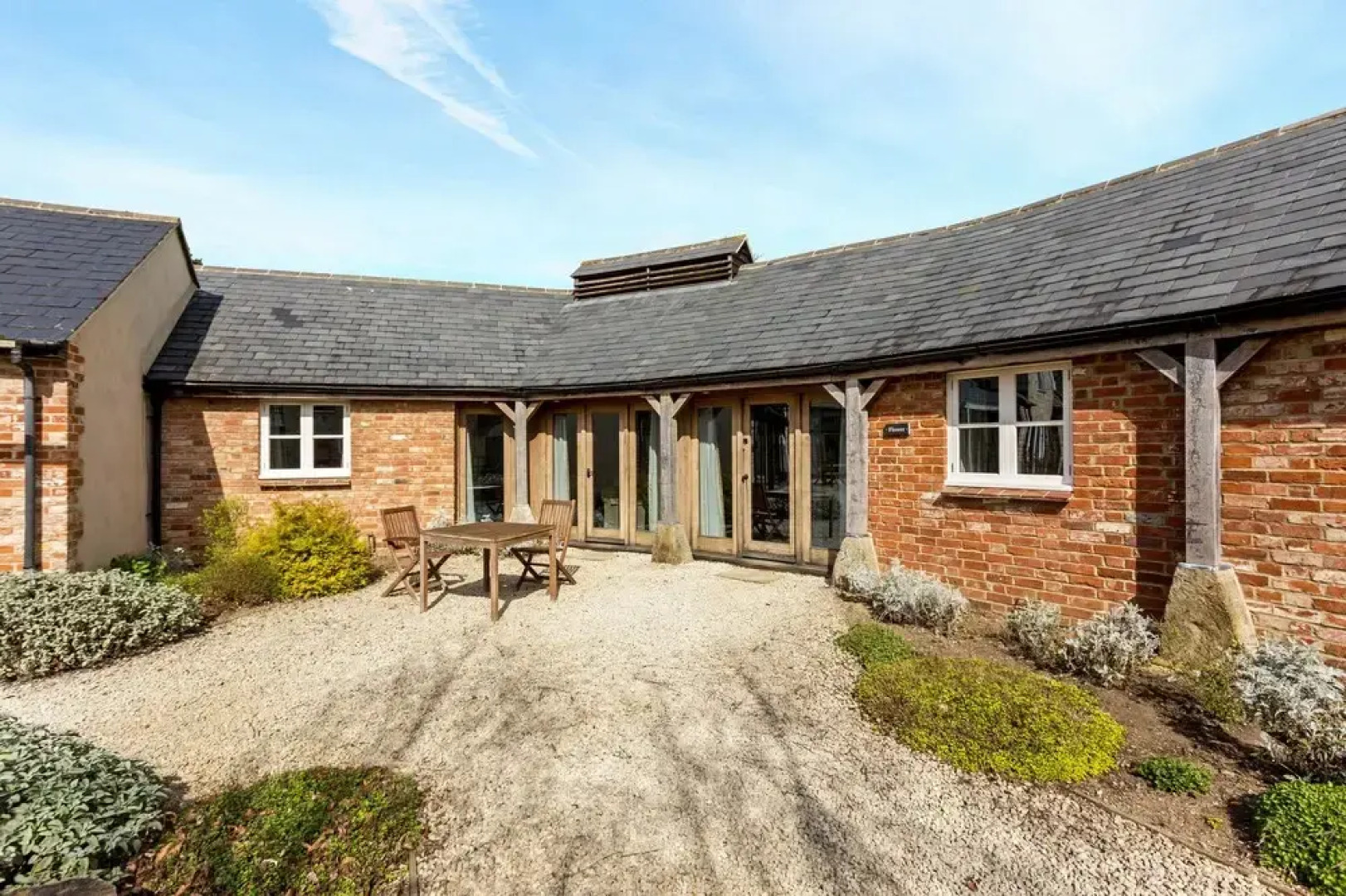 Classic Cotswolds Home near Littleworth