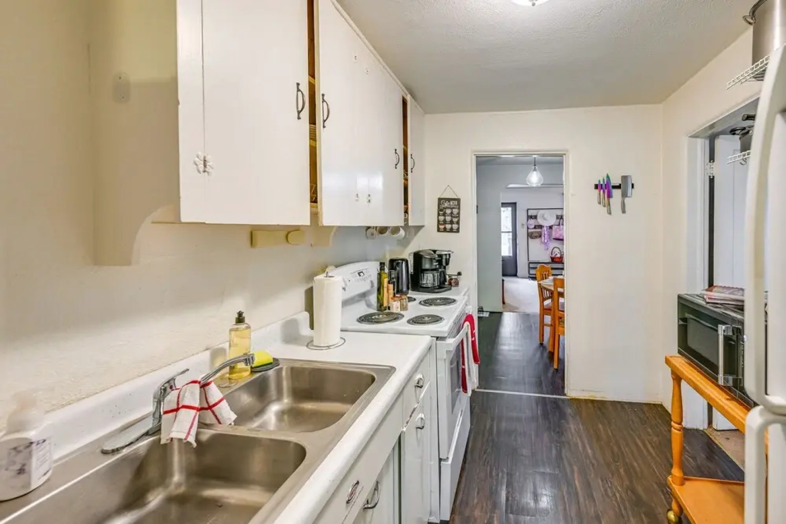 Cottage w/ Furnished Deck: 1 Mi to Dtwn Craig!