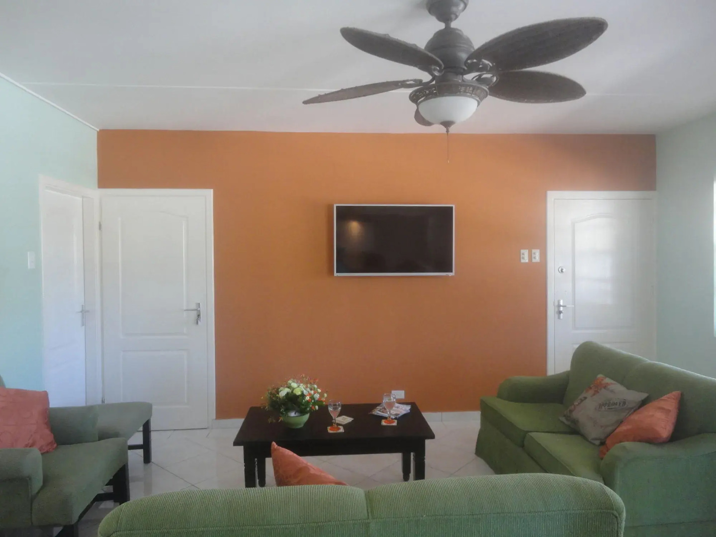 Landslake Apartments