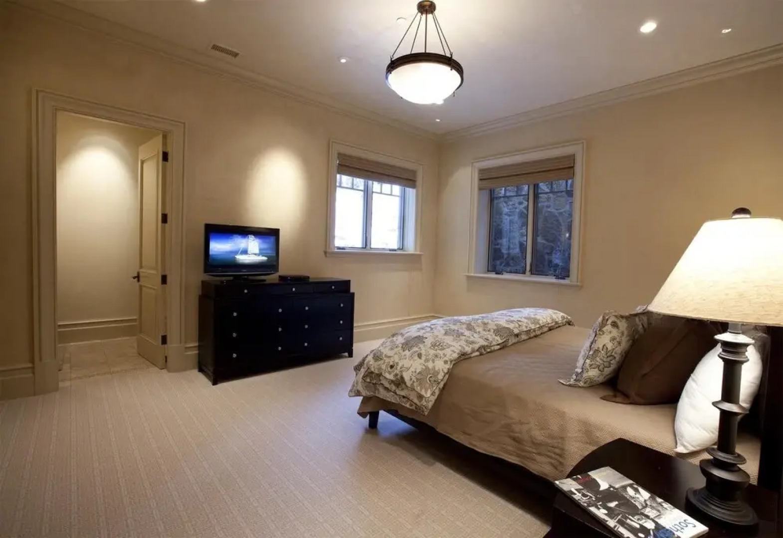 Hood Park Manor - 9 Br Home