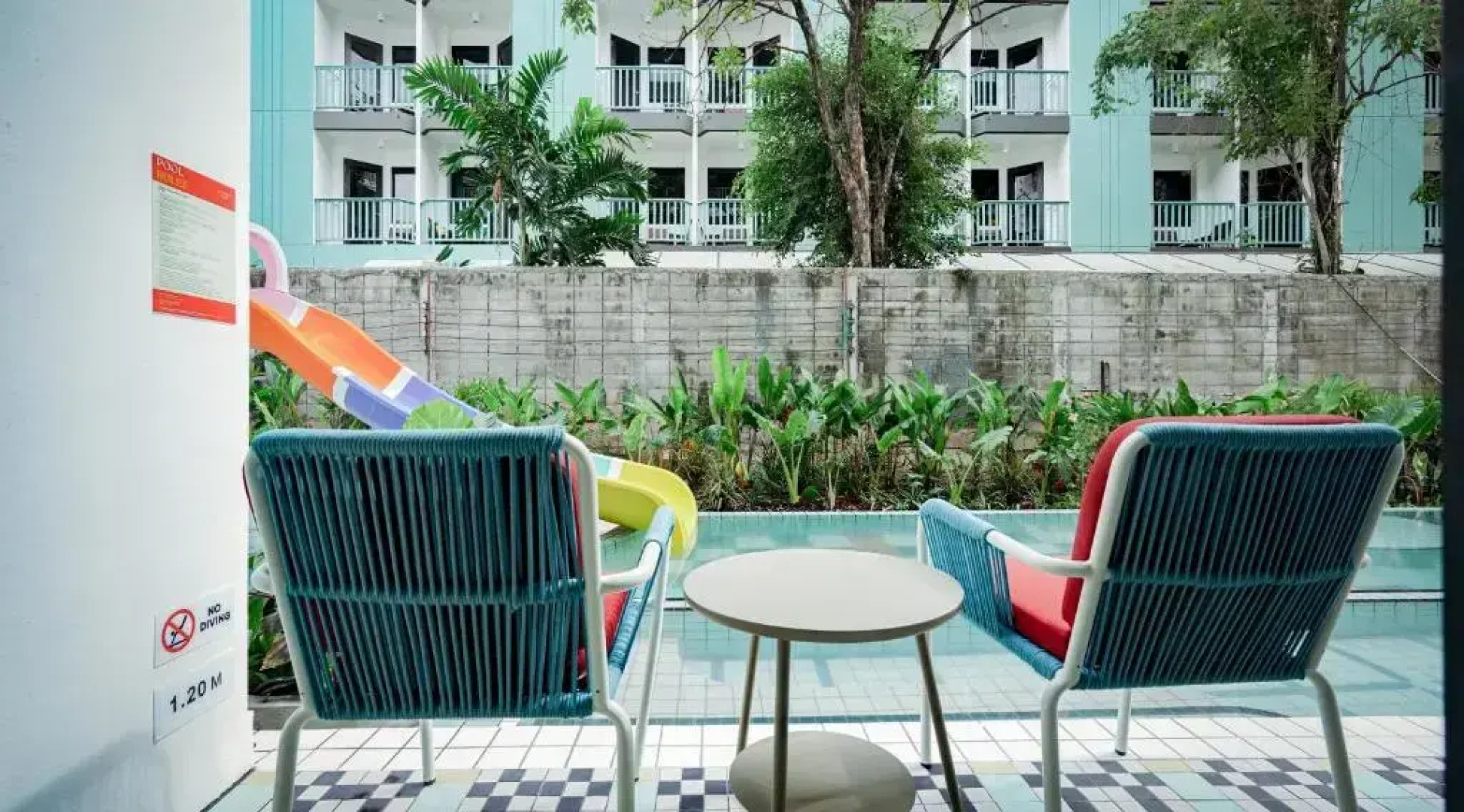 Sugar Marina POP, Kata Beach