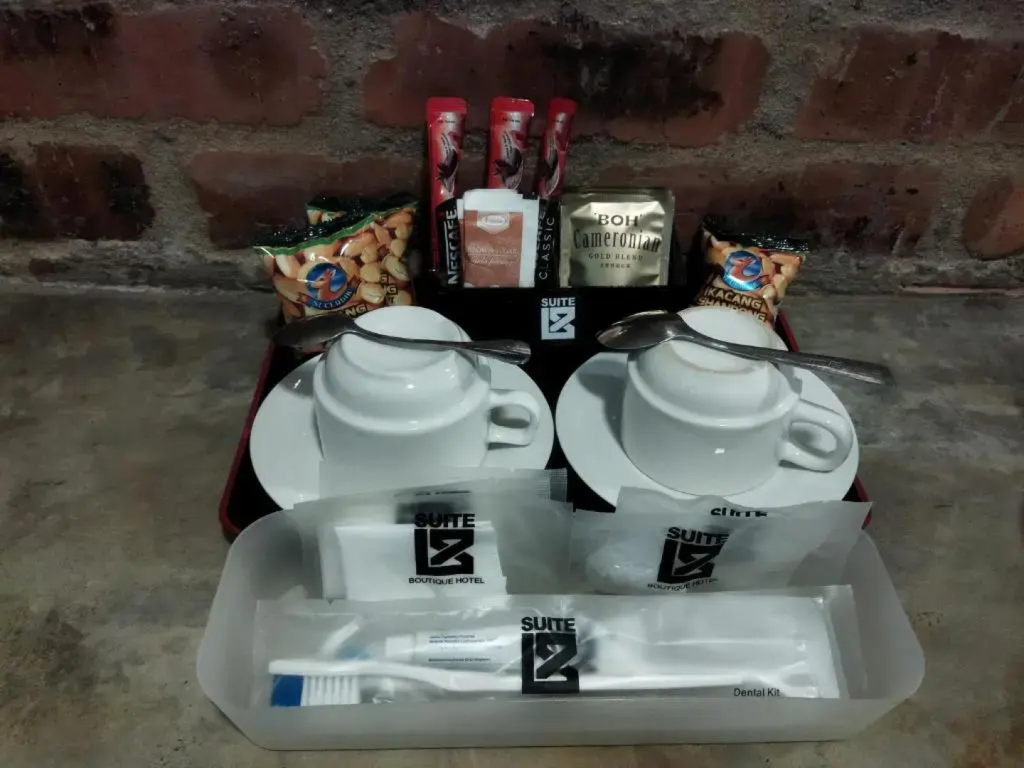 Suite 18 Boutique Hotel - Hostel