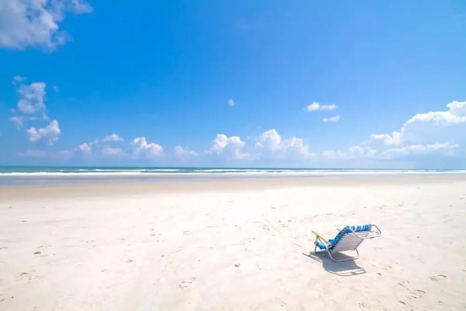 L'Pavia - Two Bedroom Condo