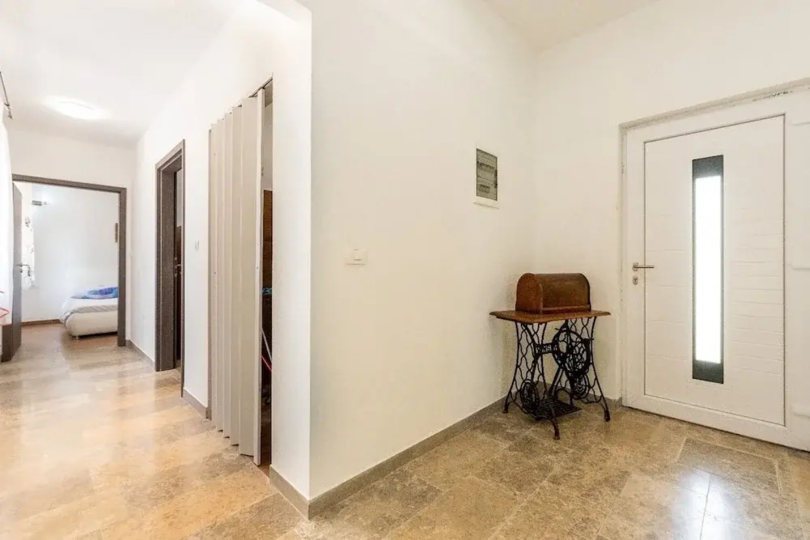 Vladimirg - Surrounded by Nature - H