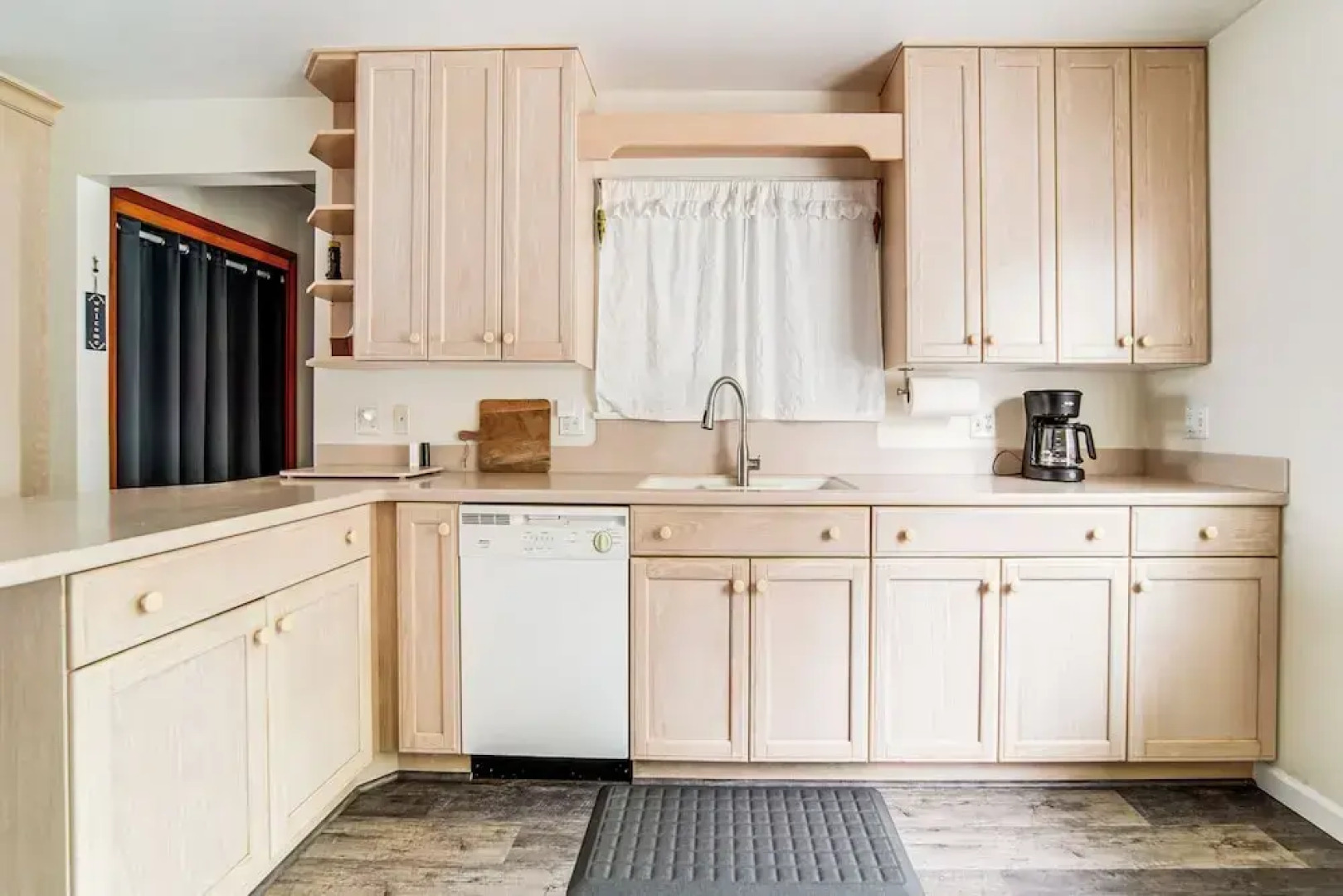 Waterfront Chautauqua Lake Home w/ Deck & Grill!