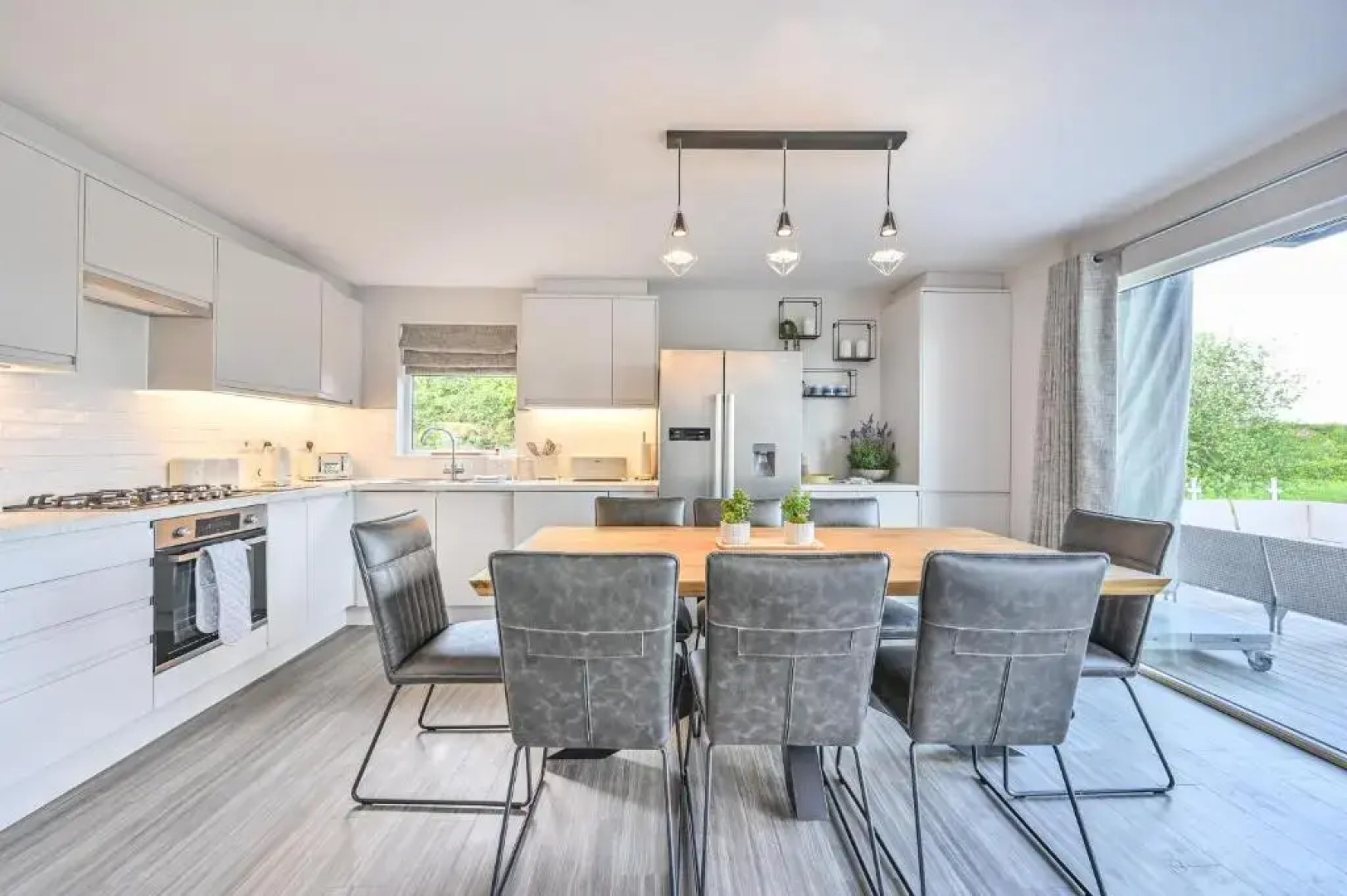 RockPools Outstanding 5star House with Hot Tub on Retallack Resort