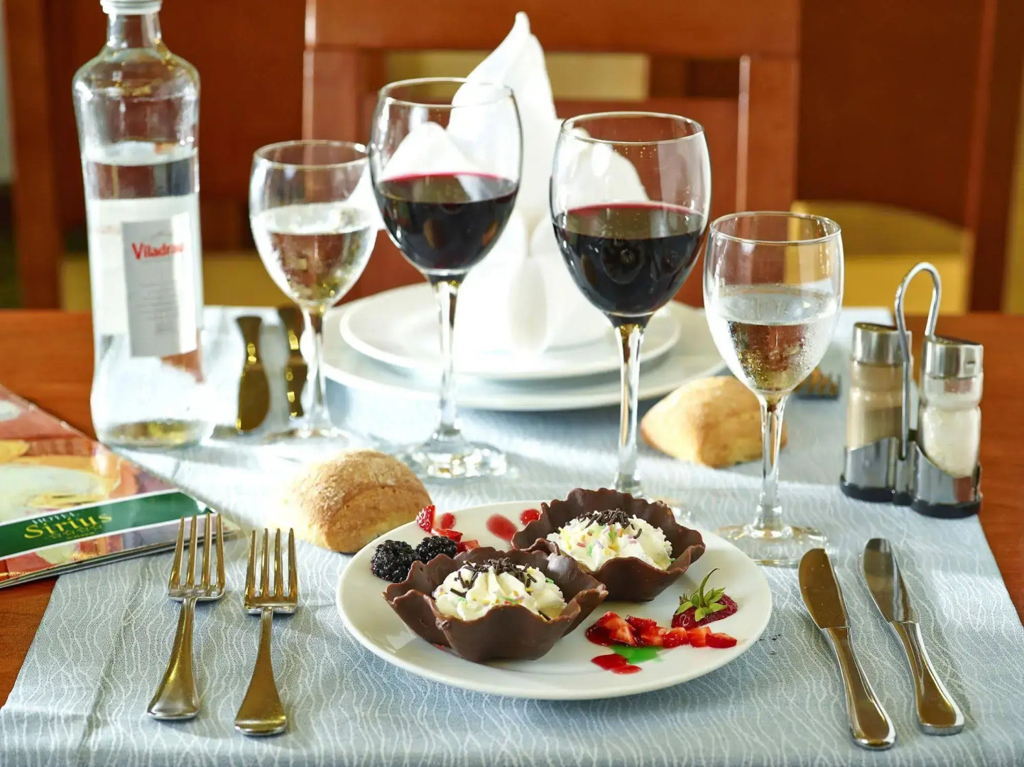 DWO Sirius -Adults Only