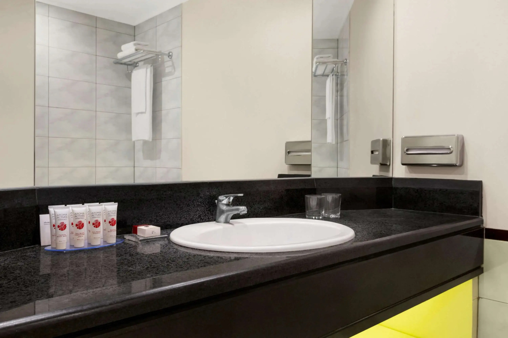 Ramada Plaza by Wyndham Thraki