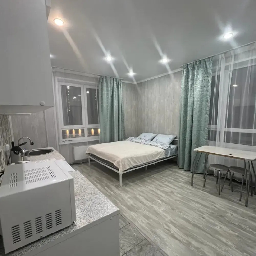 Квартирный Вопрос на улице Рудольфа Нуреева 6