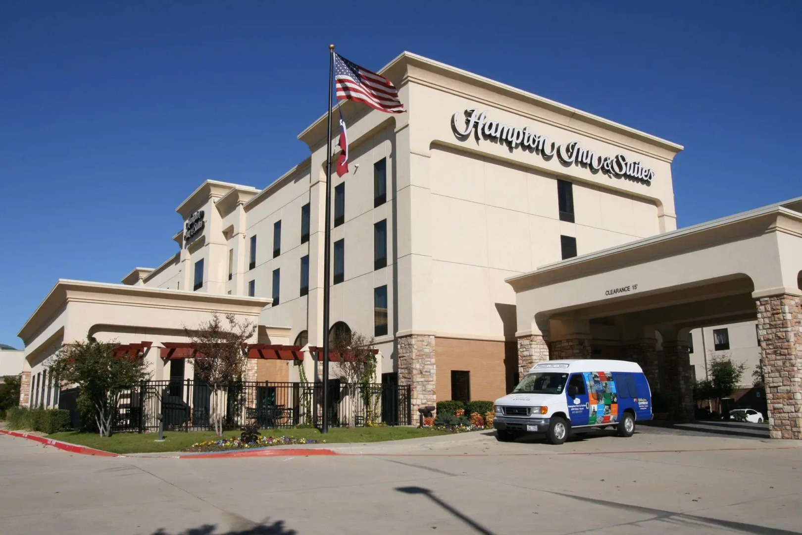 Hampton Inn & Suites Dallas-DFW ARPT W-SH 183 Hurst