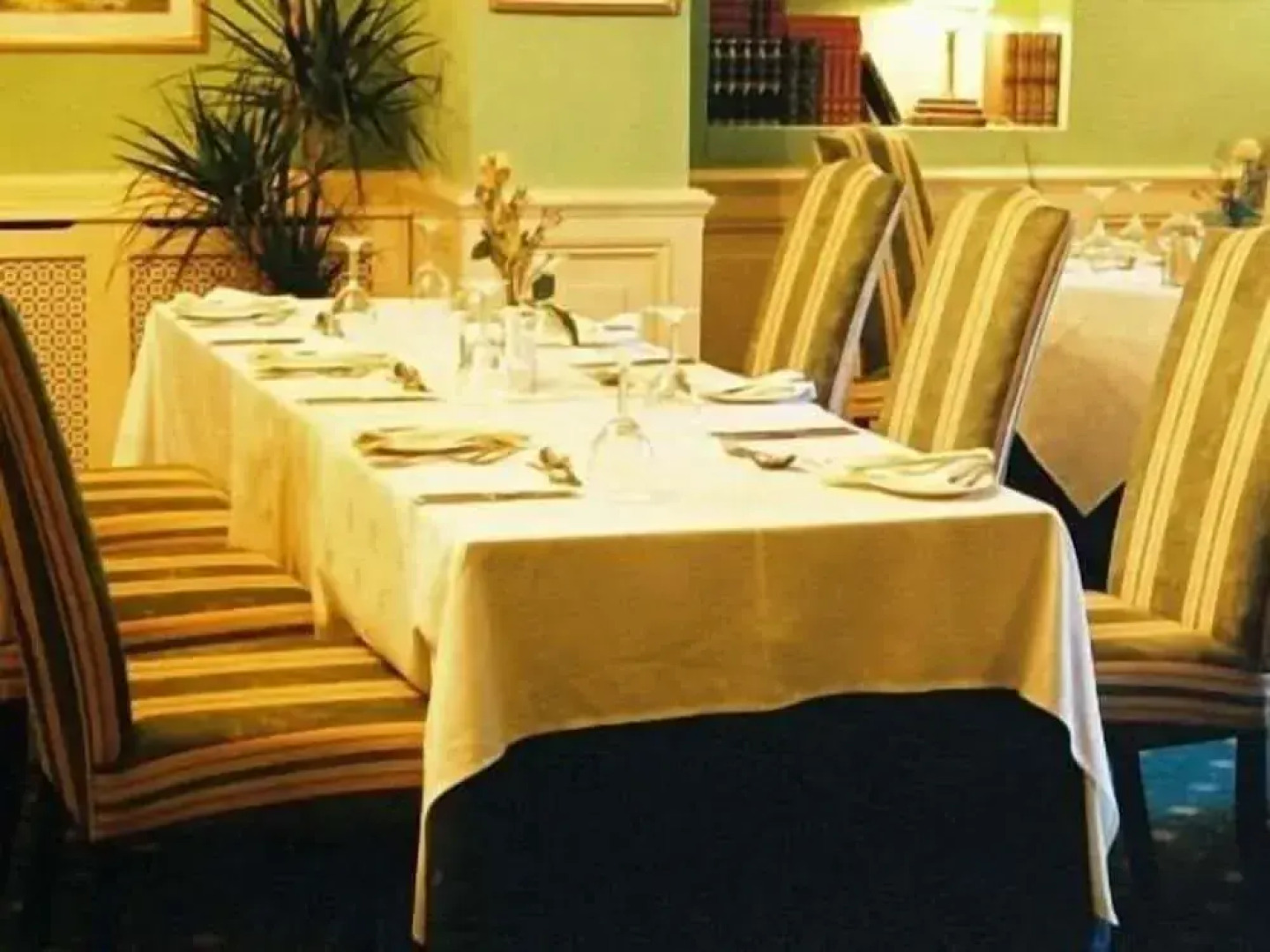 Bishopsgate House Hotel