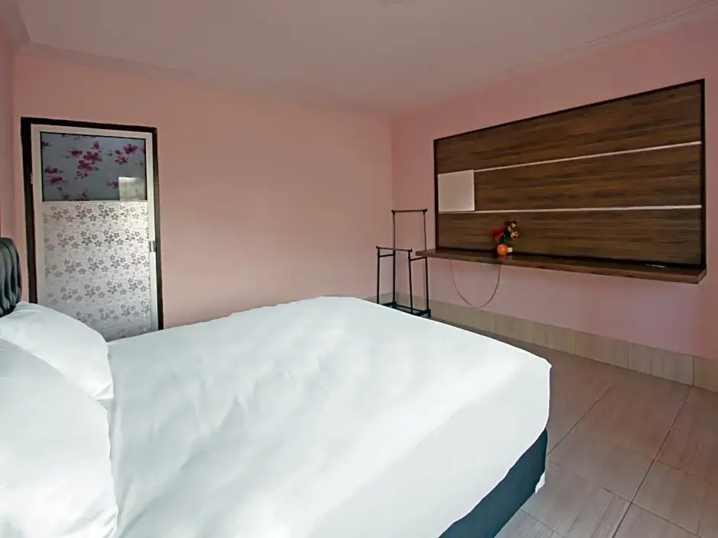 OYO 91744 Hotel Gemilang