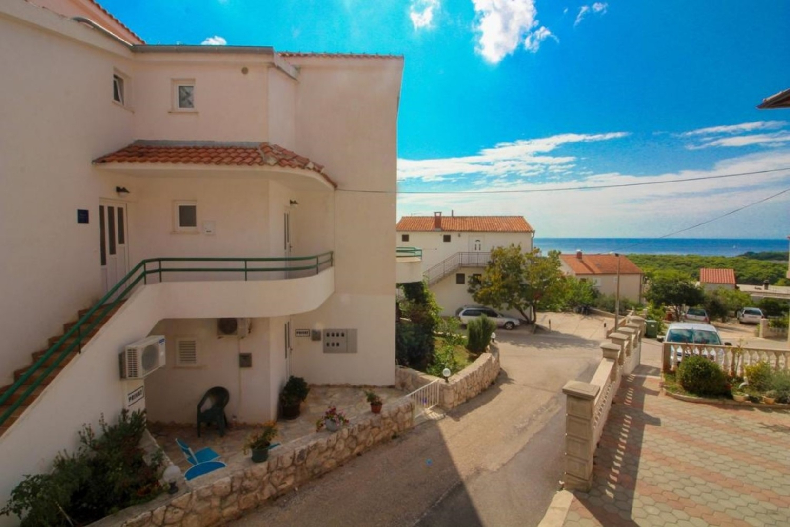 Apartment Šara - free parking A2 Primosten, Riviera Sibenik