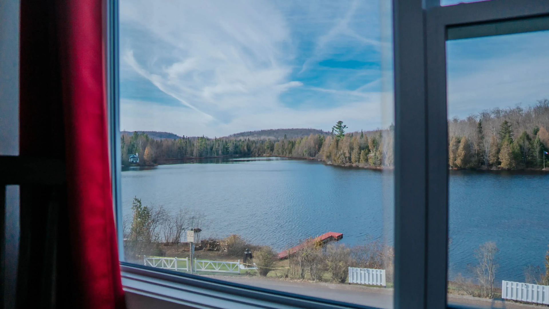 Auberge Lac du Pin Rouge