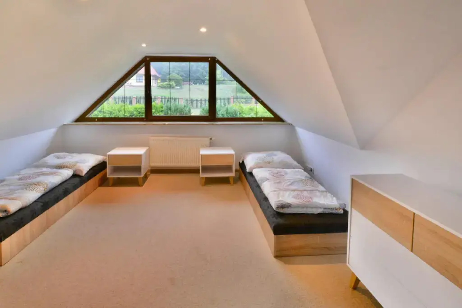 Holiday villa in the countryside, 150 m2, private pond, Swiecianowo