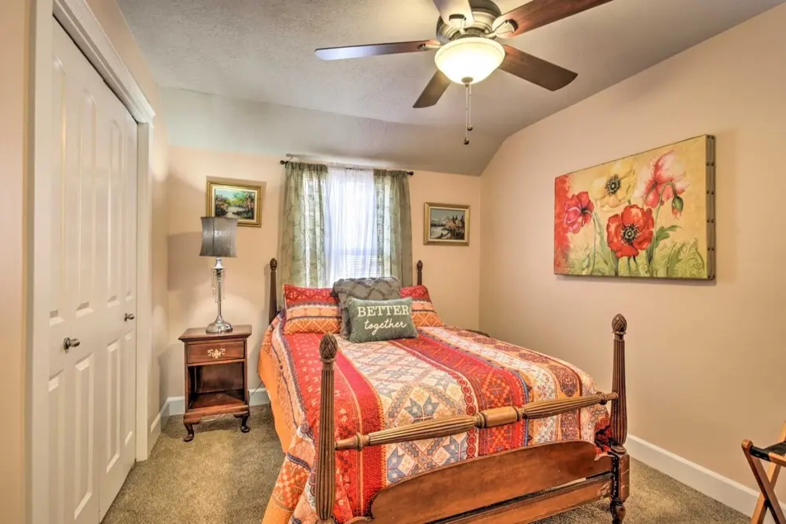 Diva's Den - West Salem Bungalow 3 Bedroom Bungalow by Redawning