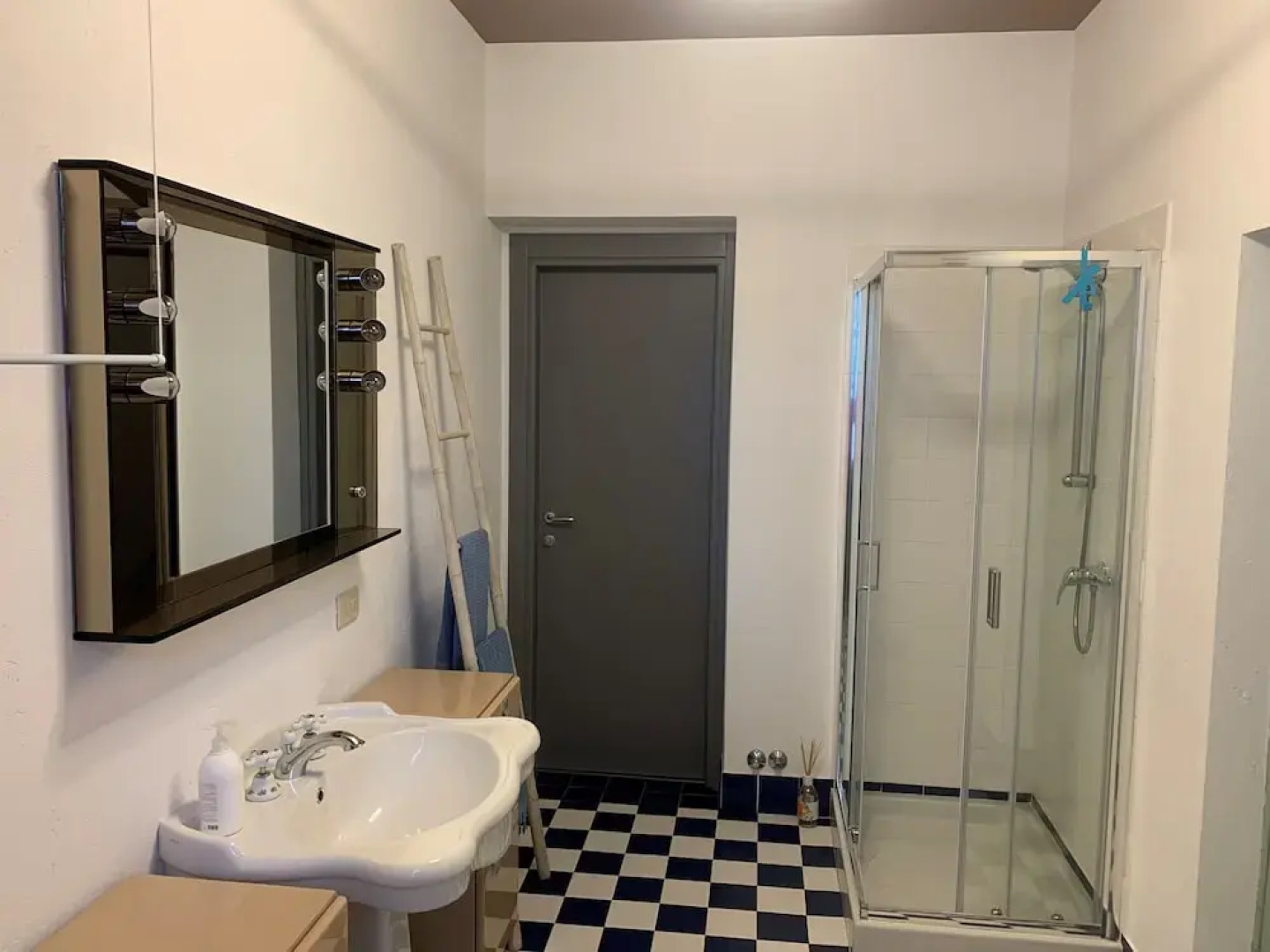 Langhe Apartment in Bottega di Rosanna