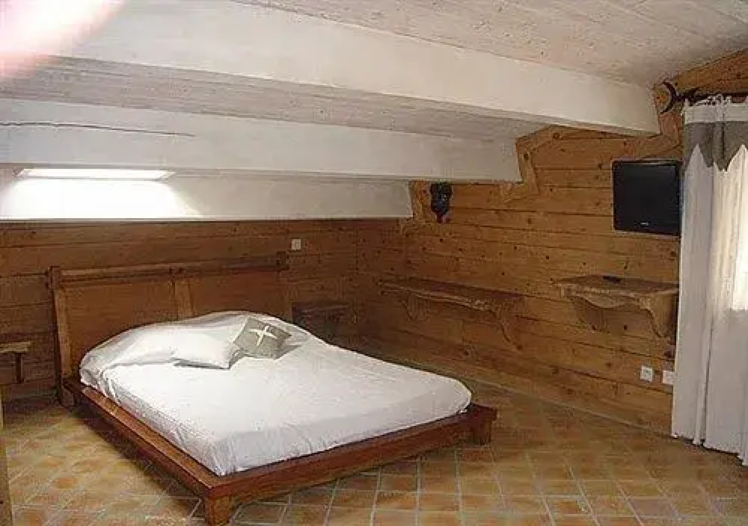 Logis Le Puy Des Sirènes