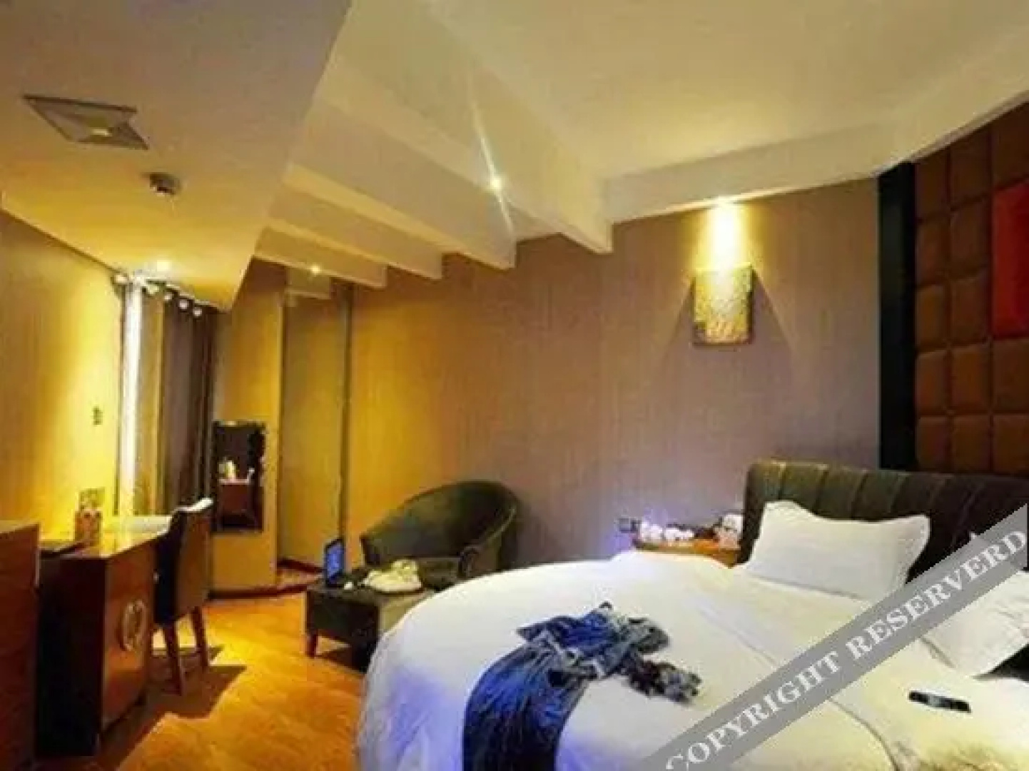 Sanxiang Hotel