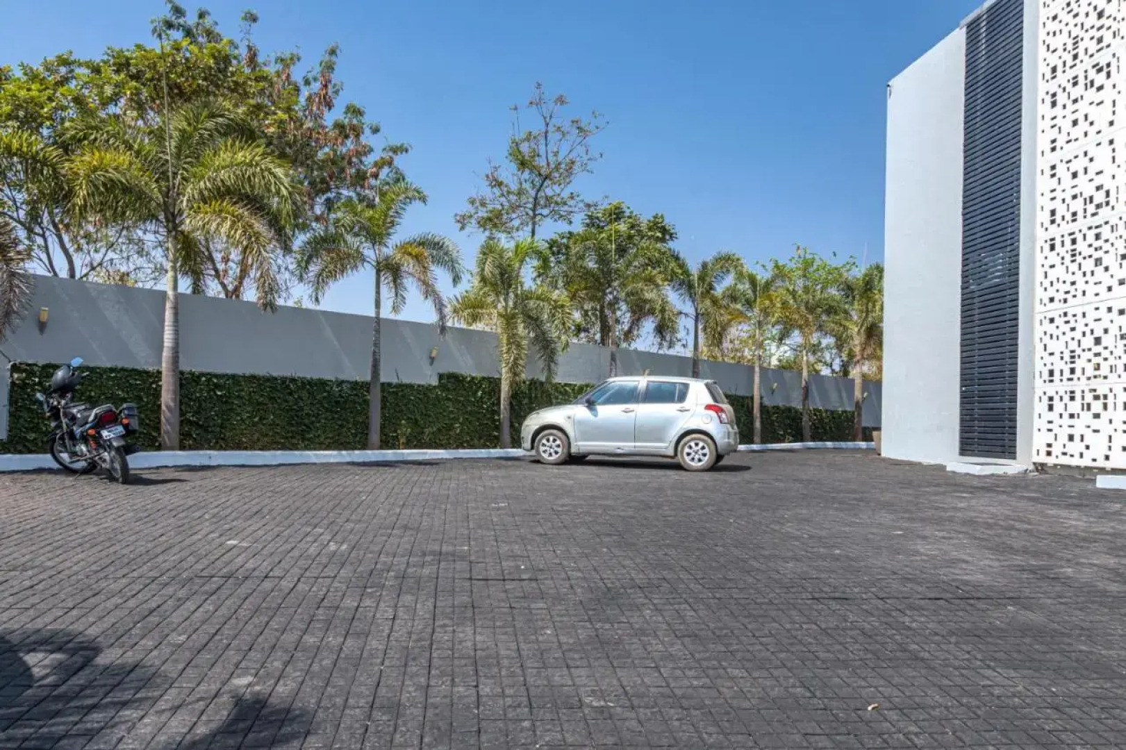 SaffronStays Jannat 100 Percent Pet-friendly villa, Igatpuri