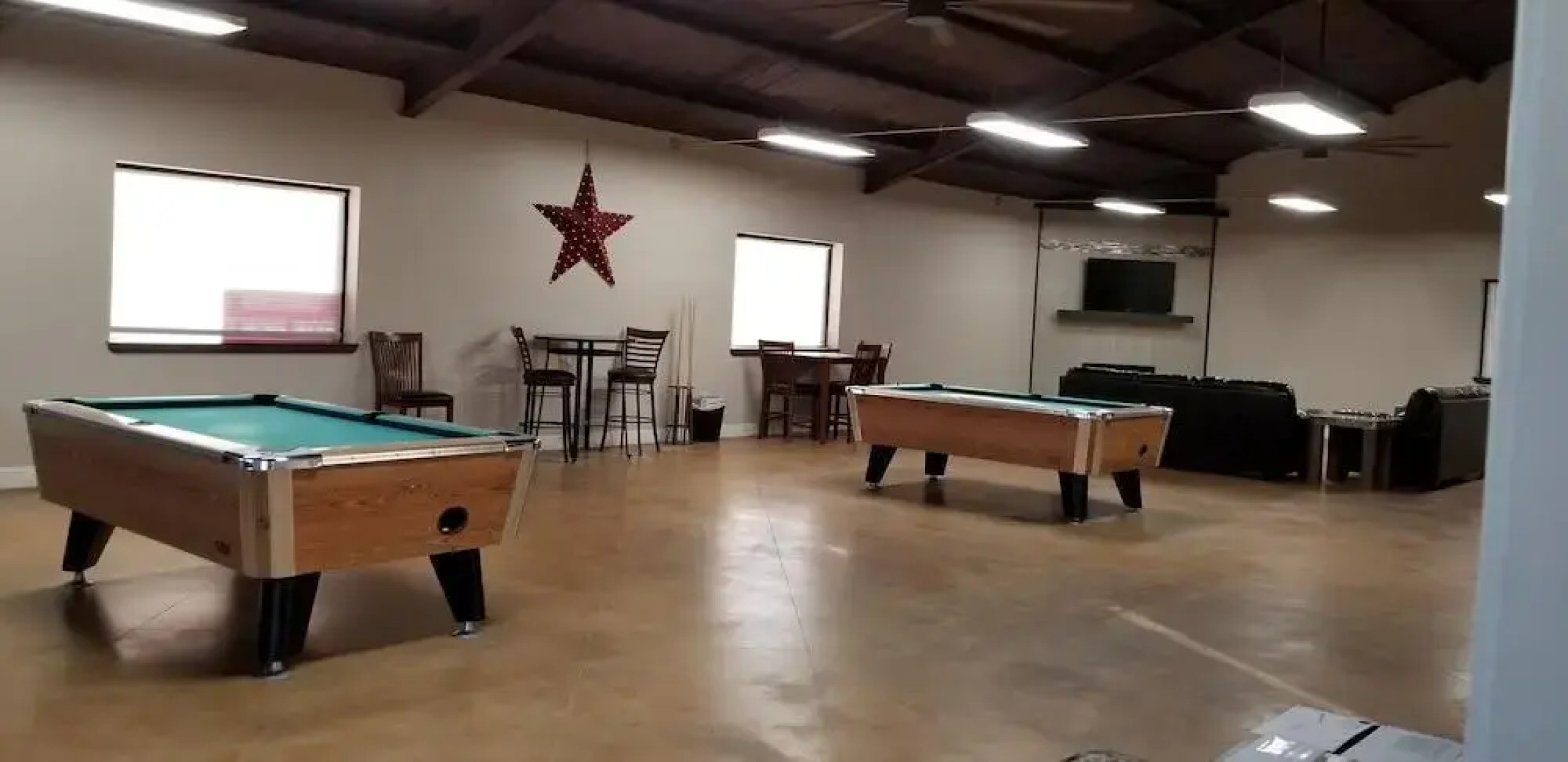 Elite Cabins and RV Park