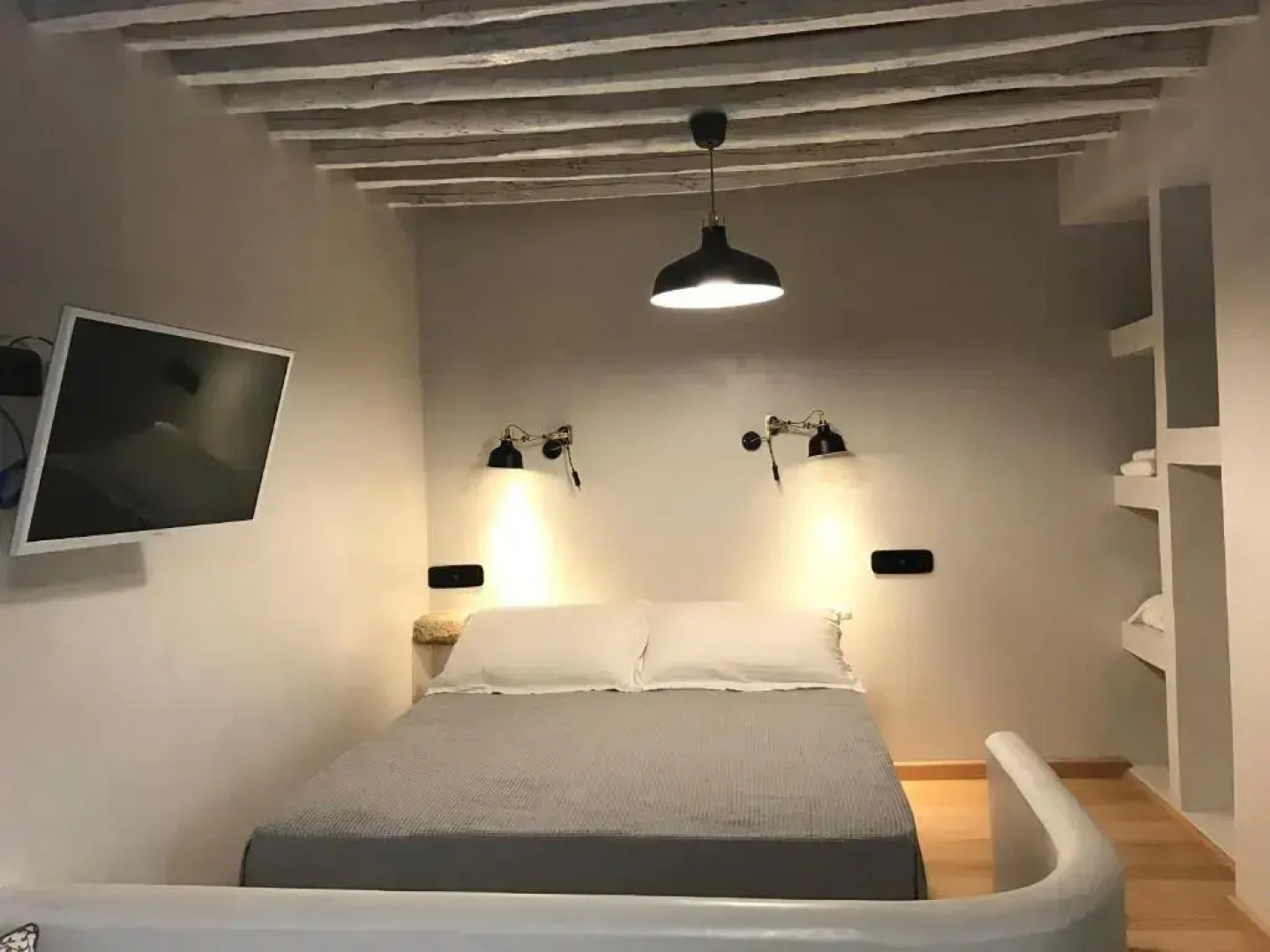 Spitaki Serifos Studio